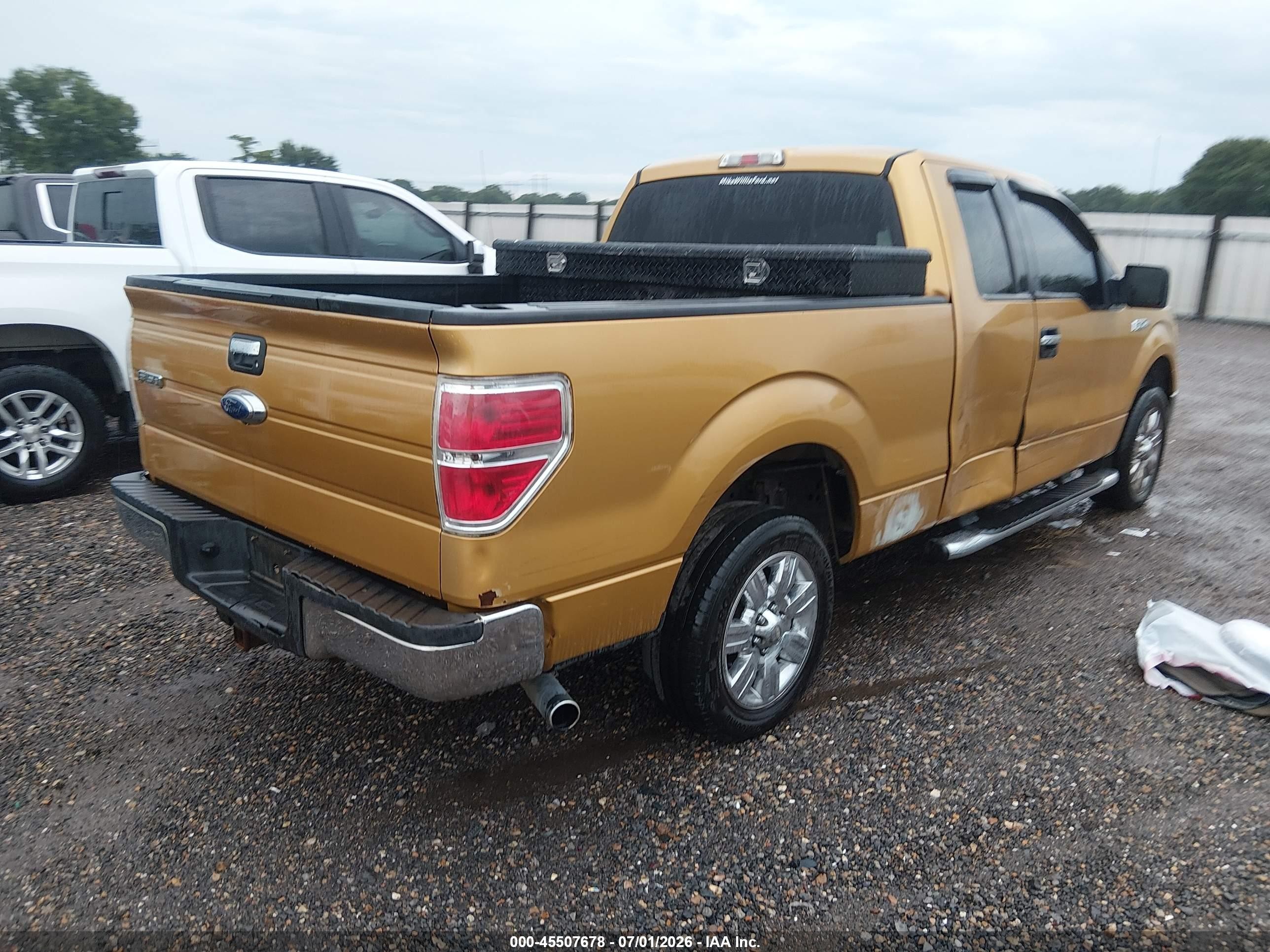 2009 Ford F-150 Xlt Yellow vin: 1FTRX12839FA08521