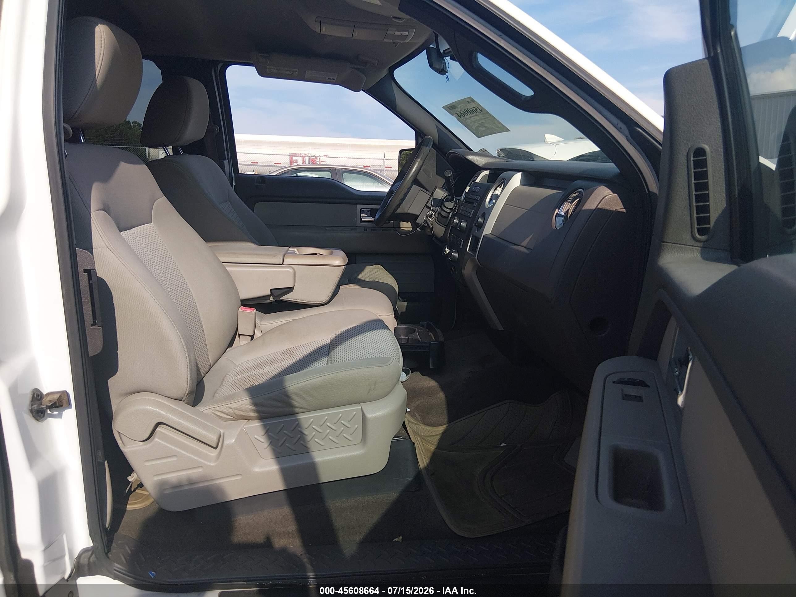 2009 Ford F-150 Stx/xl/xlt White vin: 1FTRX12849FA72082
