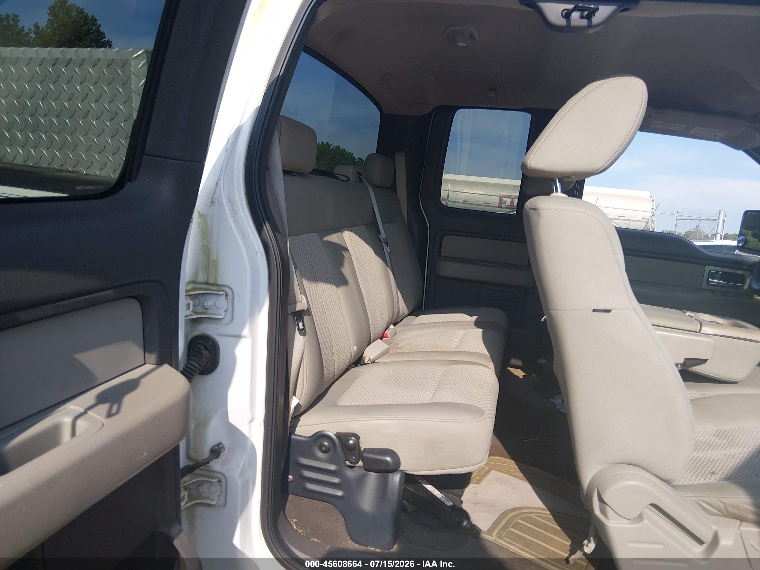 2009 Ford F-150 Stx/xl/xlt White vin: 1FTRX12849FA72082