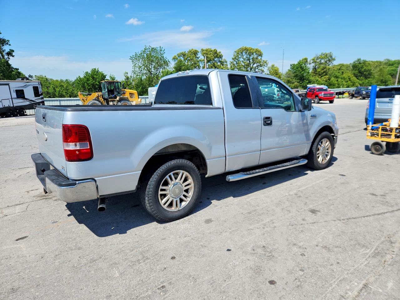 2007 Ford F150 Silver vin: 1FTRX12V97FB86100