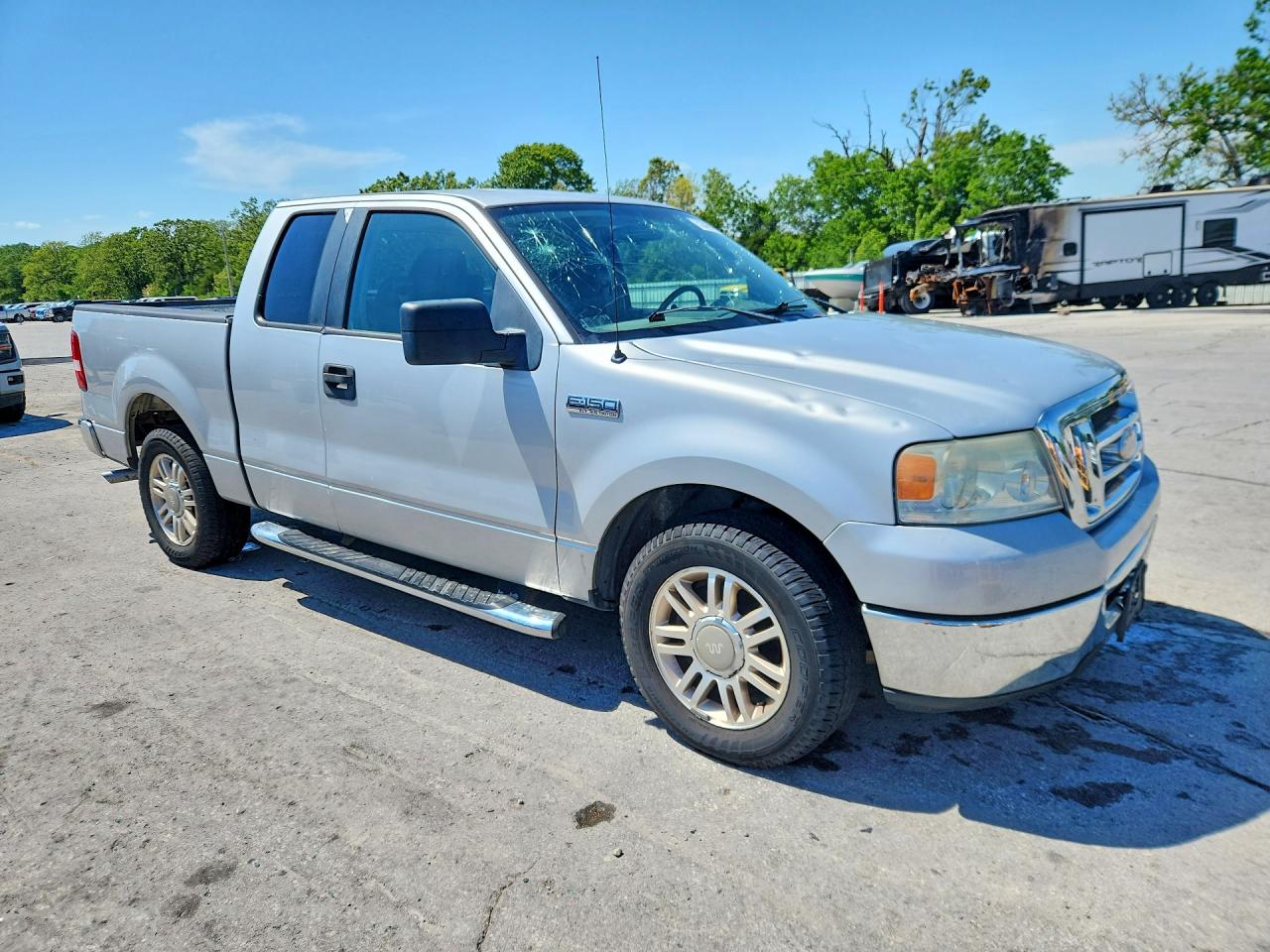 2007 Ford F150 Silver vin: 1FTRX12V97FB86100