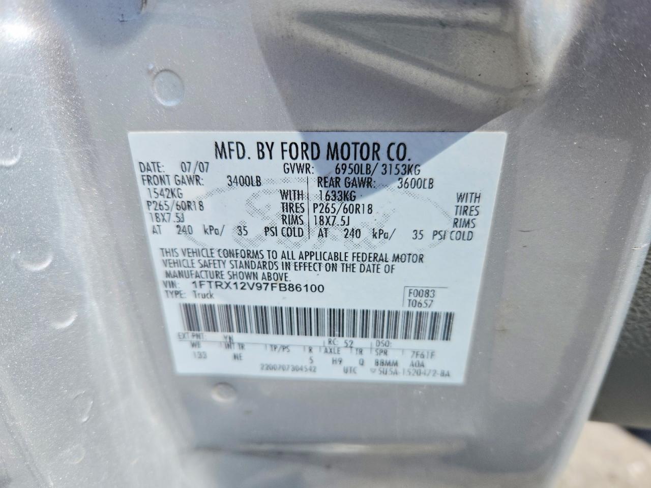 2007 Ford F150 Silver vin: 1FTRX12V97FB86100