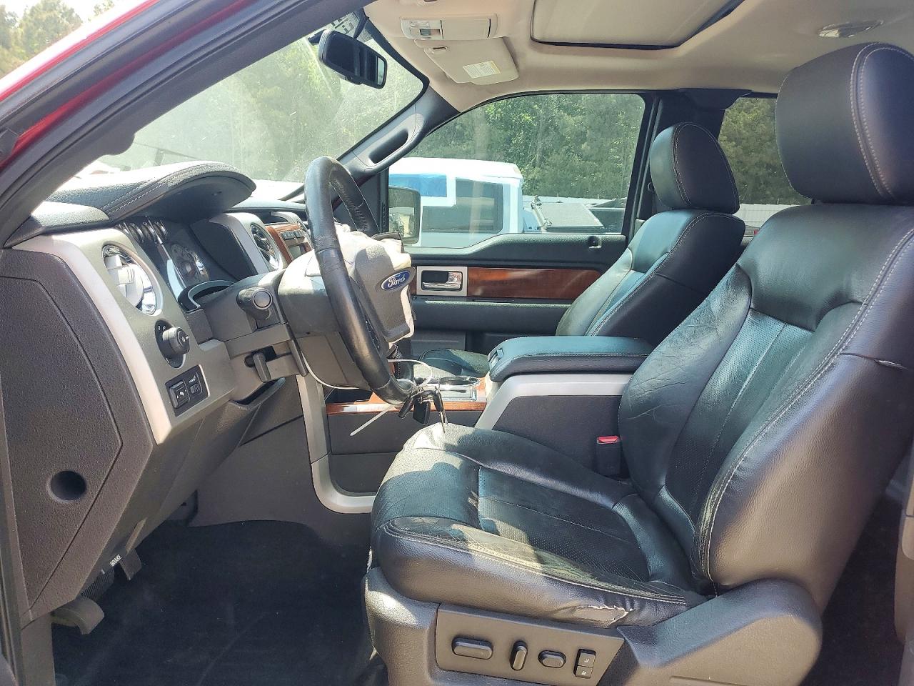 2009 Ford F150 Super Cab Maroon vin: 1FTRX12V99FA67742