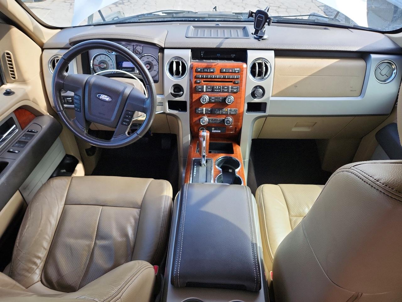 2009 Ford F150 Super Cab White vin: 1FTRX12VX9FA73288