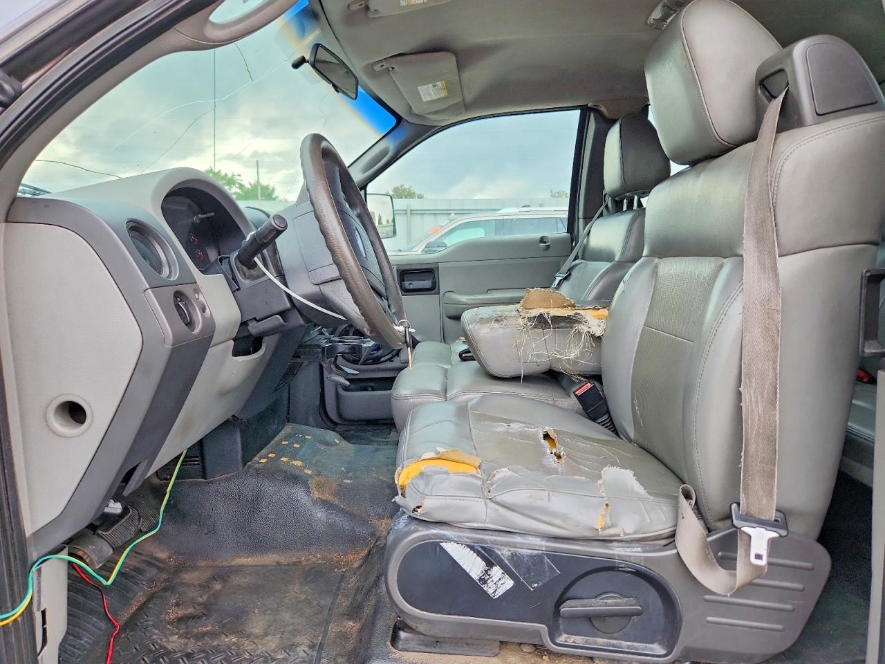 2005 Ford F150 Gray vin: 1FTRX12W05FB28267