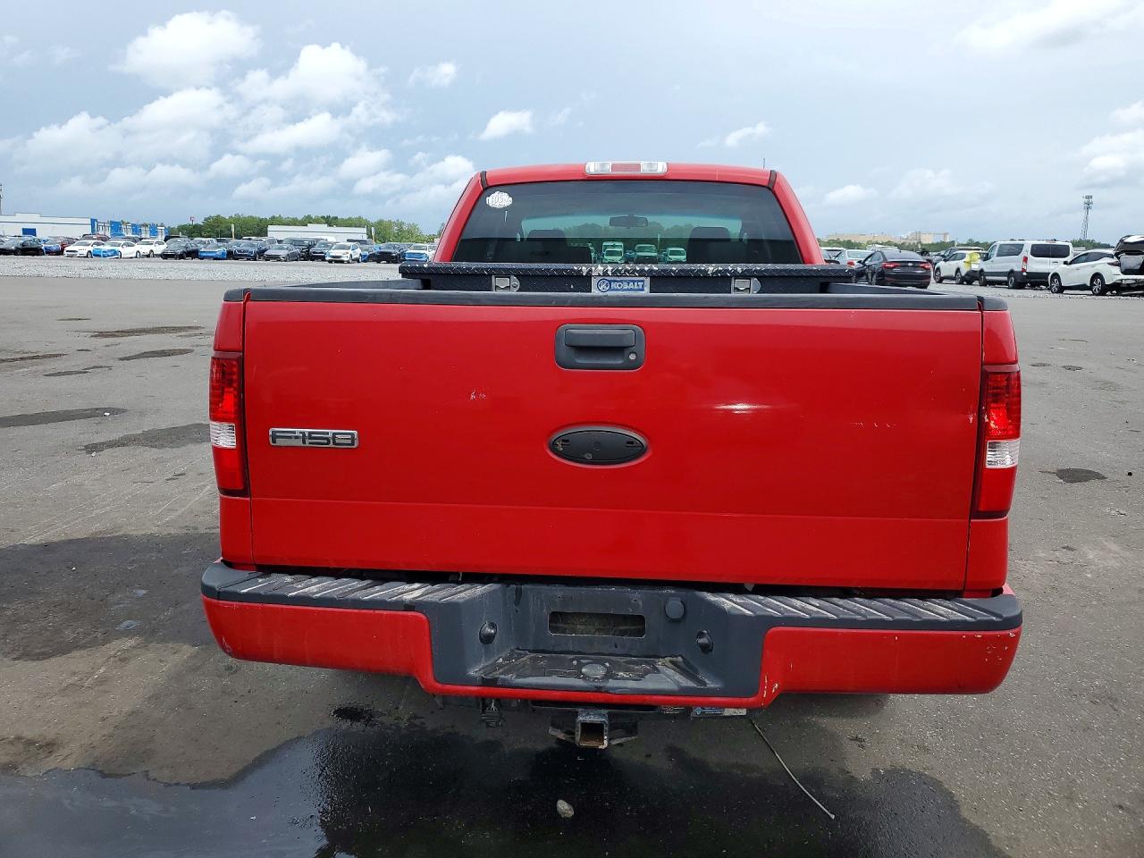2007 Ford F150 Red vin: 1FTRX12W07FA37454