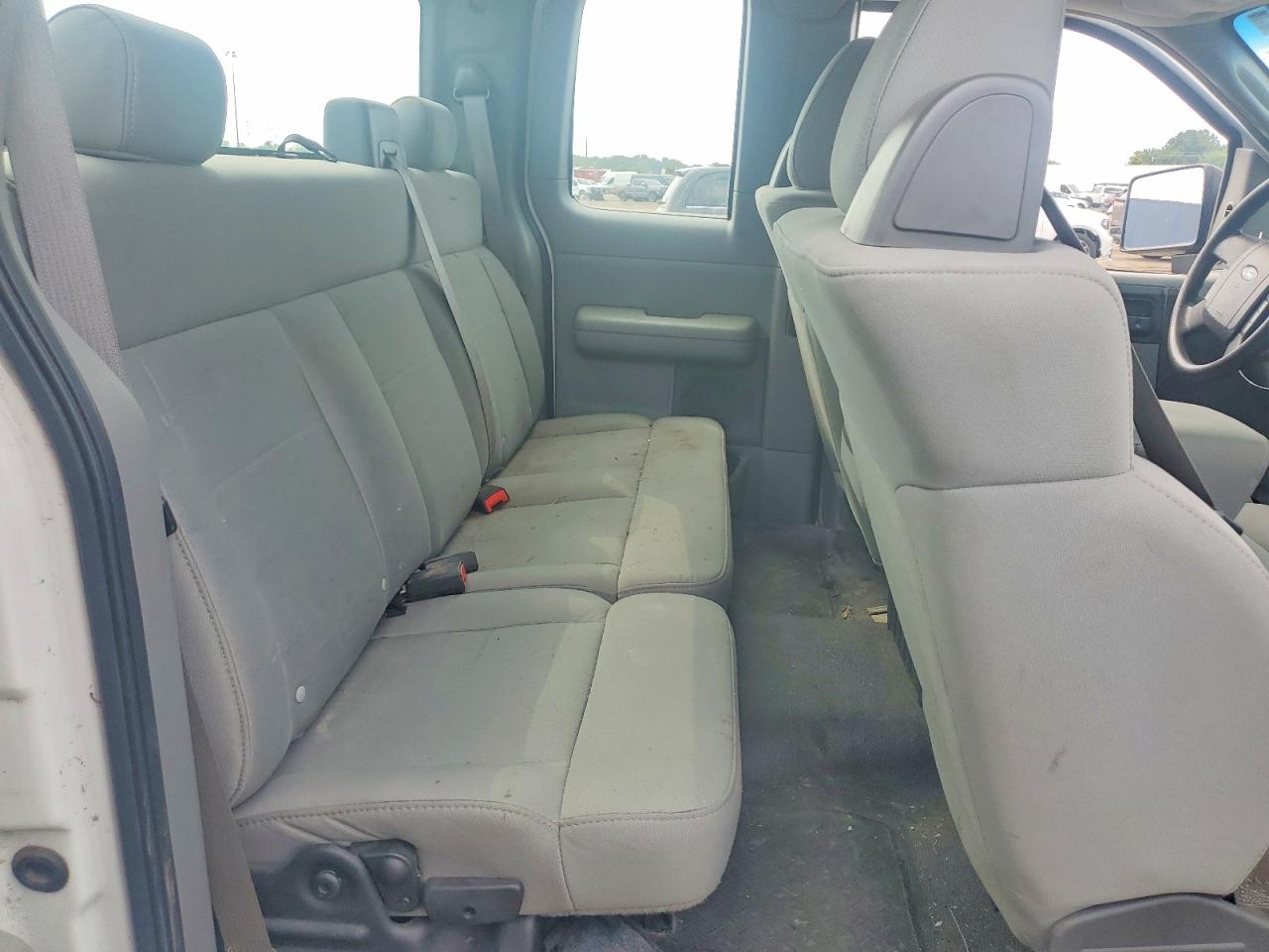 2007 Ford F150 White vin: 1FTRX12W07FB41734