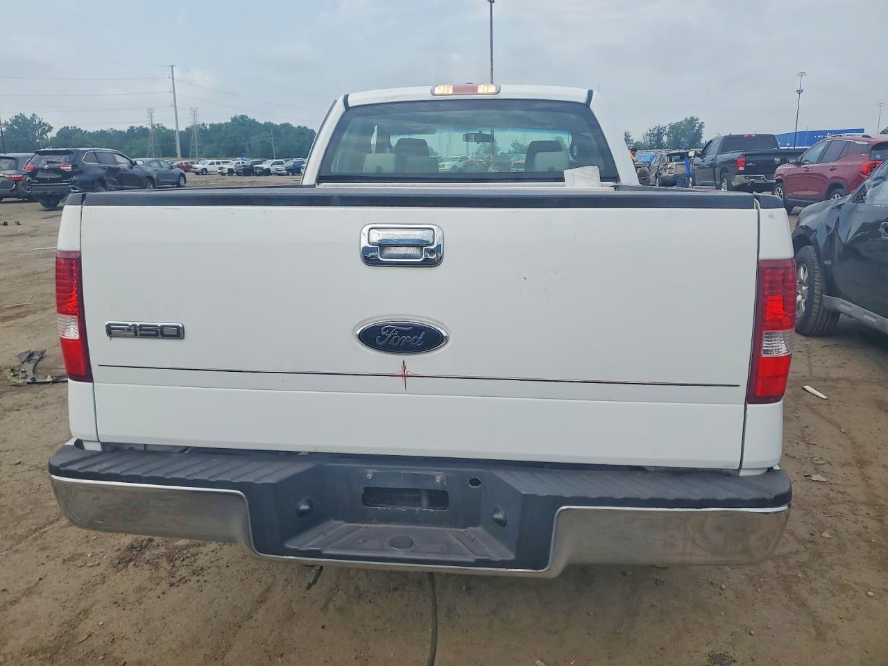 2007 Ford F150 White vin: 1FTRX12W07FB41734