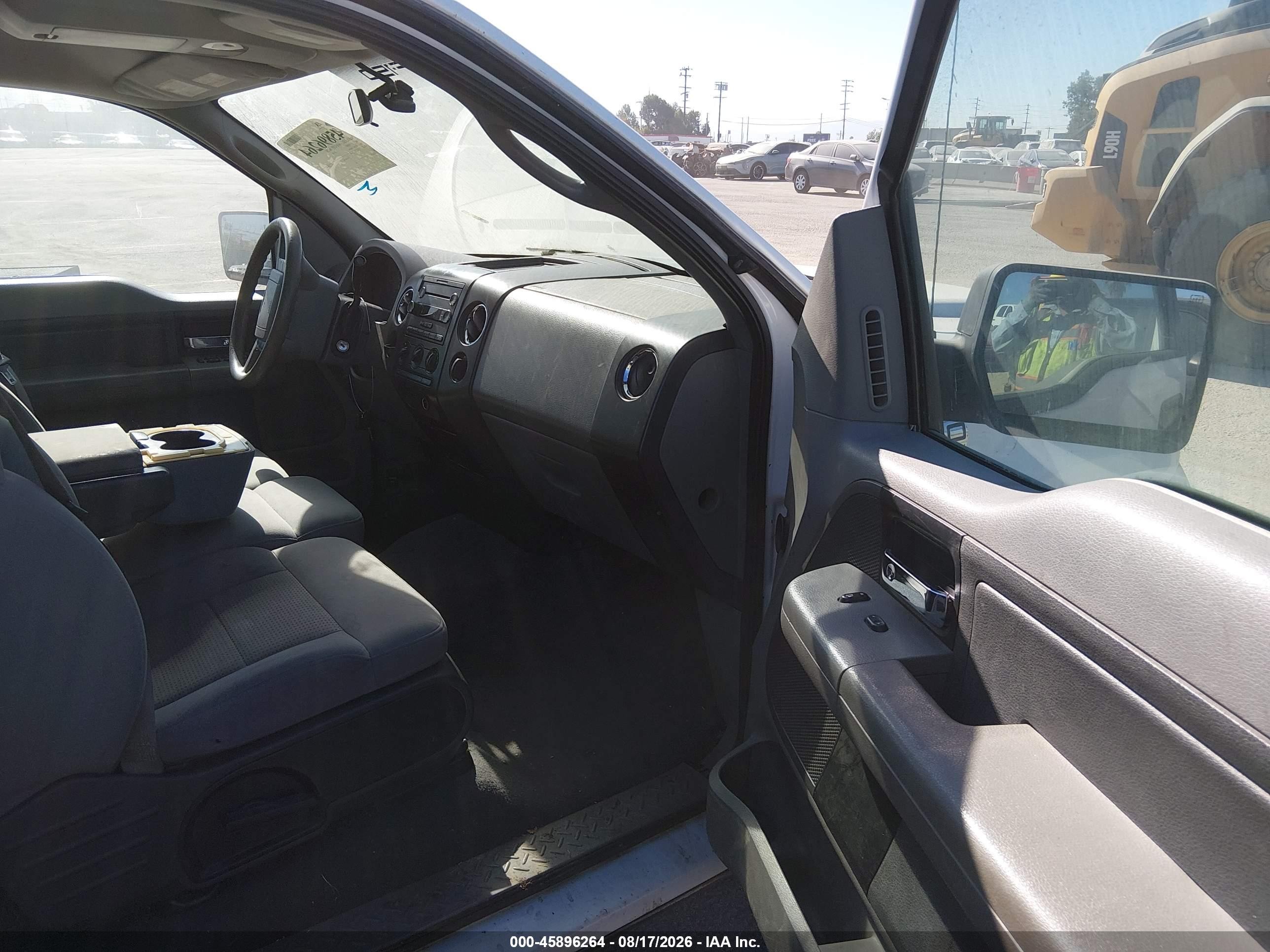 2007 Ford F-150 Stx/xl/xlt White vin: 1FTRX12W07FB90979