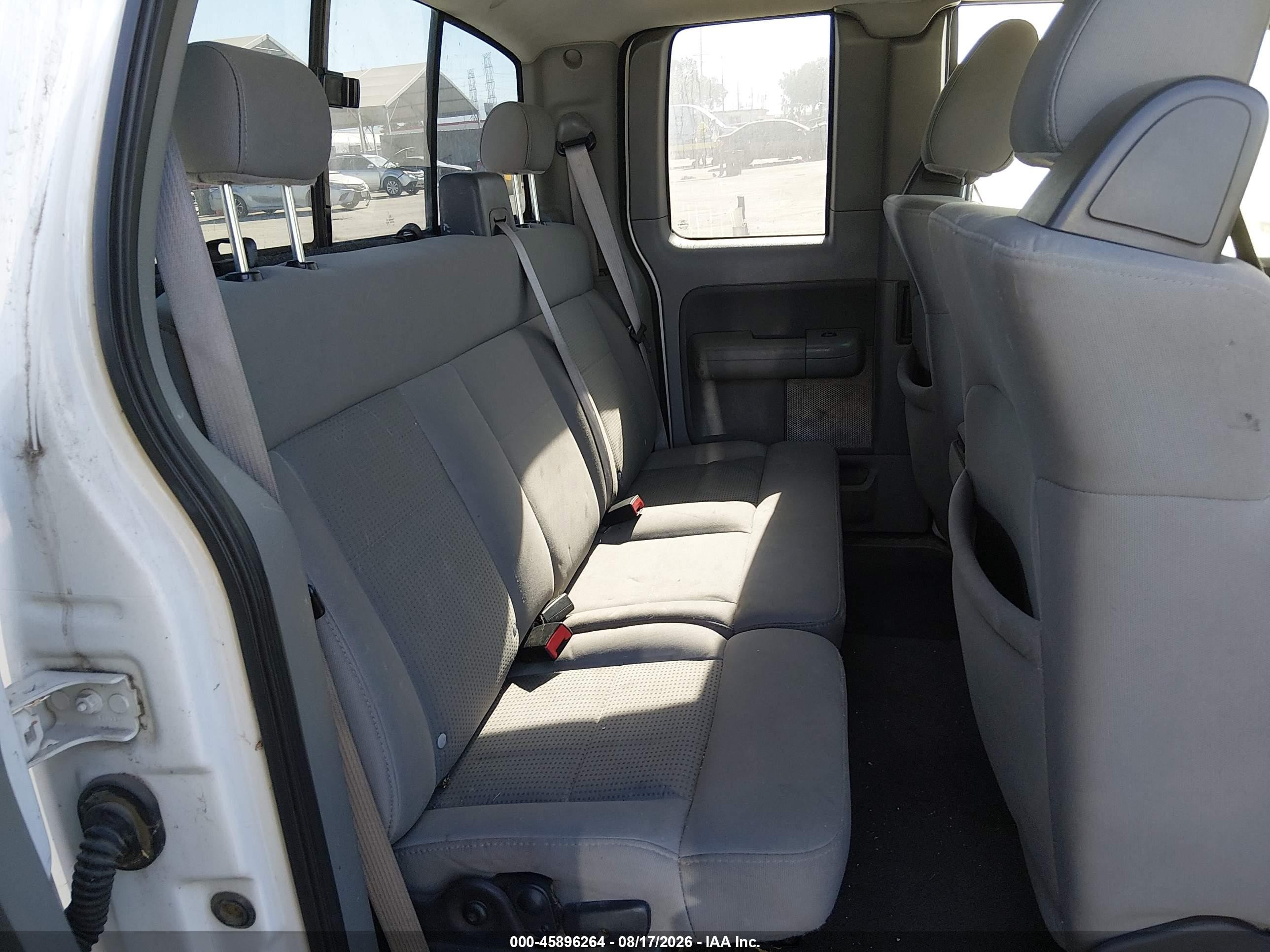 2007 Ford F-150 Stx/xl/xlt White vin: 1FTRX12W07FB90979