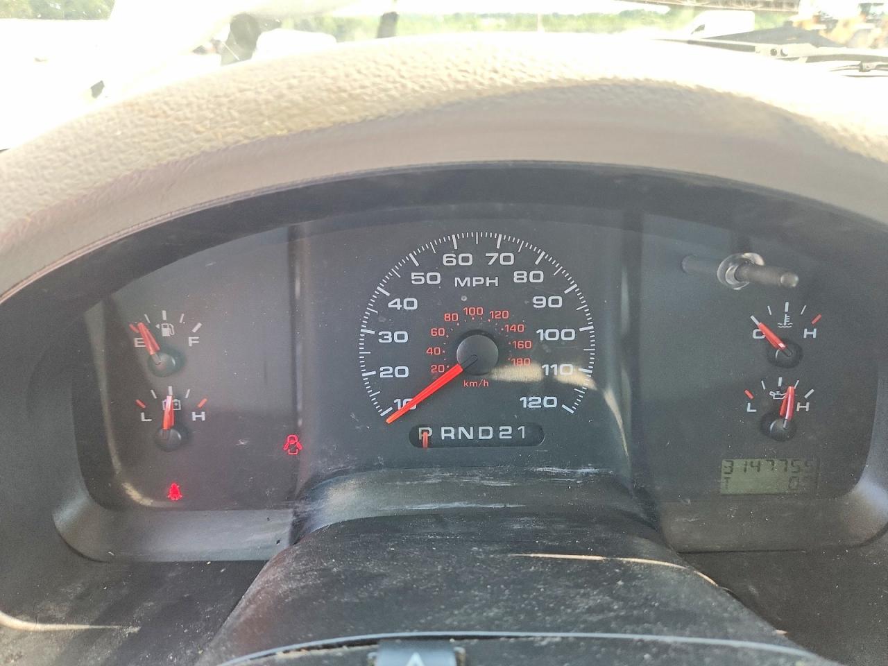 2007 Ford F150 White vin: 1FTRX12W07NA52431