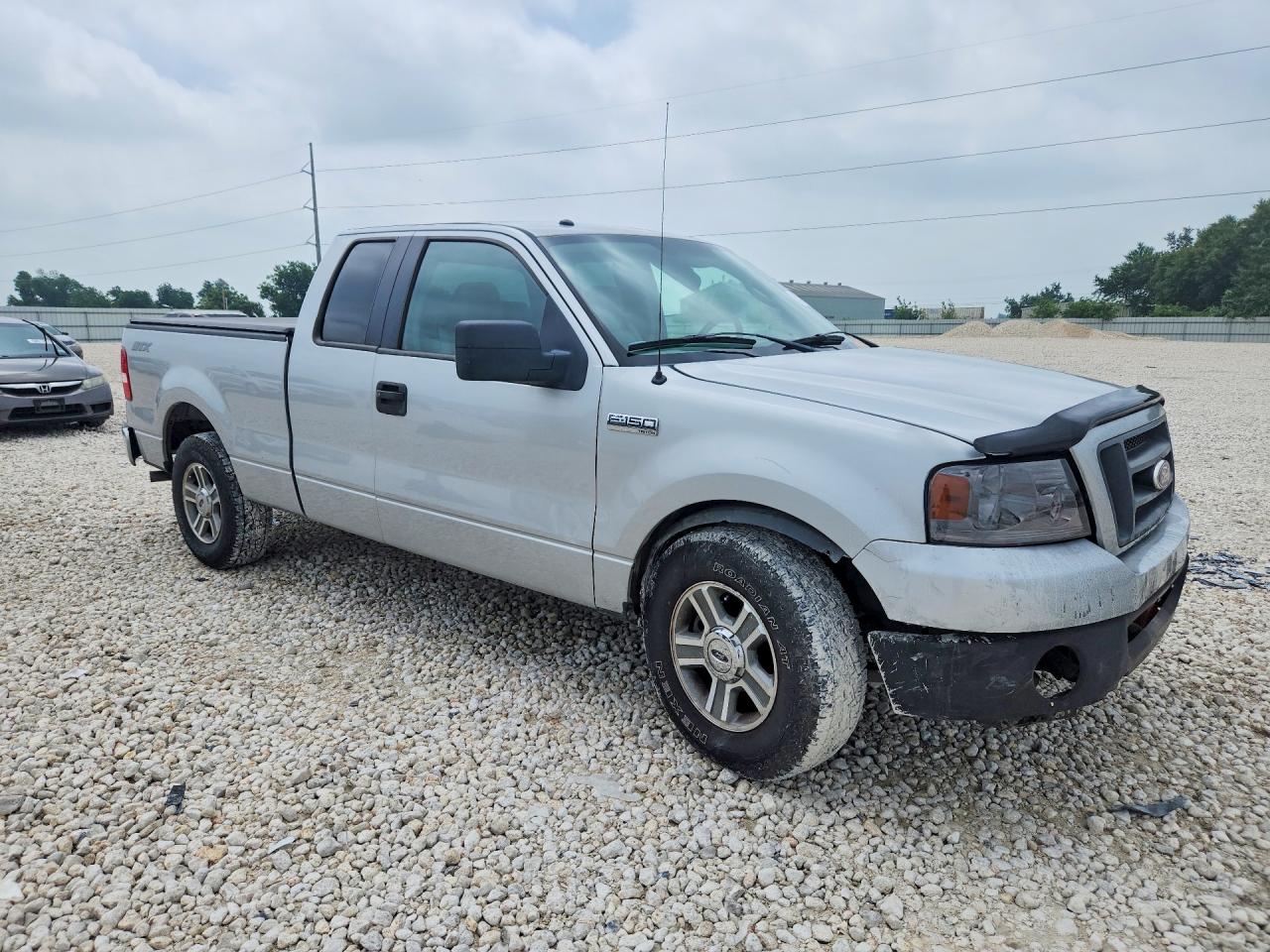 2008 Ford F150 Silver vin: 1FTRX12W08KD11695