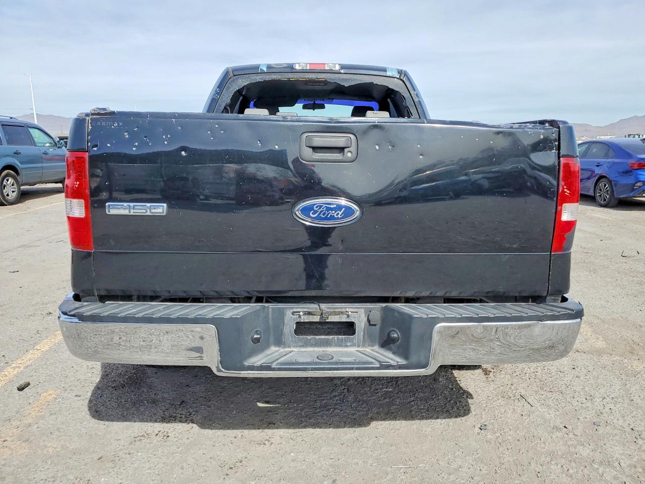 2004 Ford F150 Black vin: 1FTRX12W14KD94287