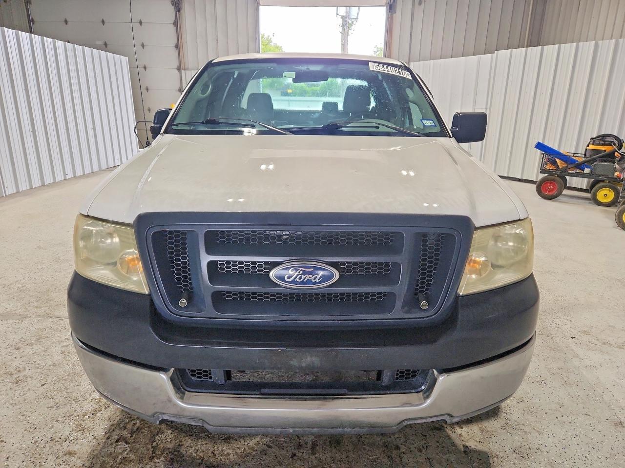 2005 Ford F150 White vin: 1FTRX12W15NA04336