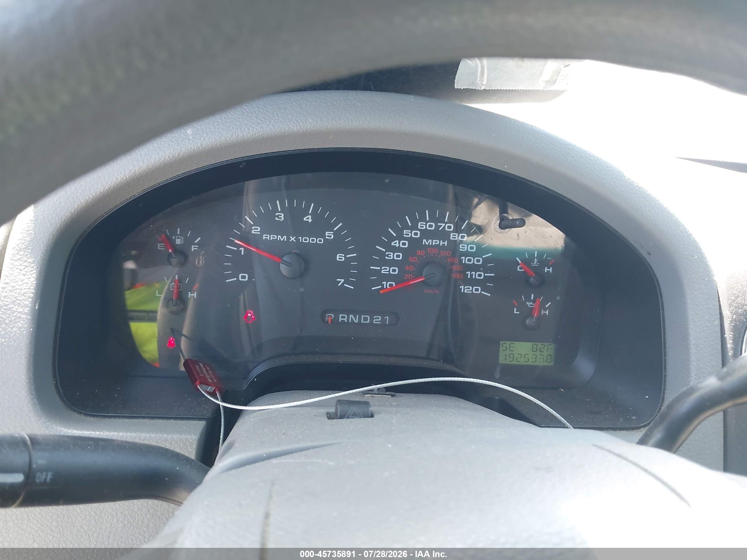 2006 Ford F-150 Stx/xl/xlt Red vin: 1FTRX12W16KA81940