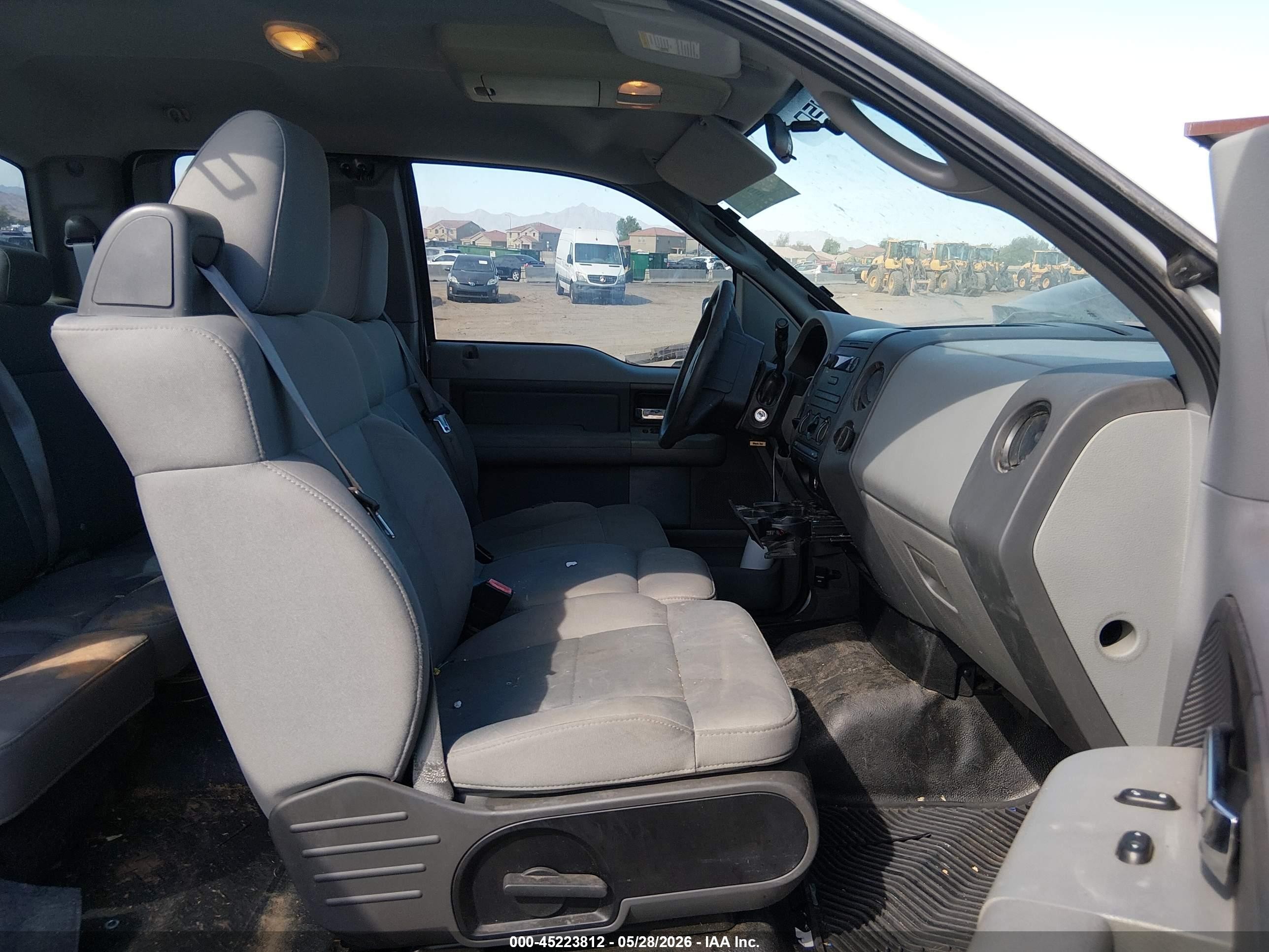 2007 Ford F-150 Stx/xl/xlt White vin: 1FTRX12W17FB33335