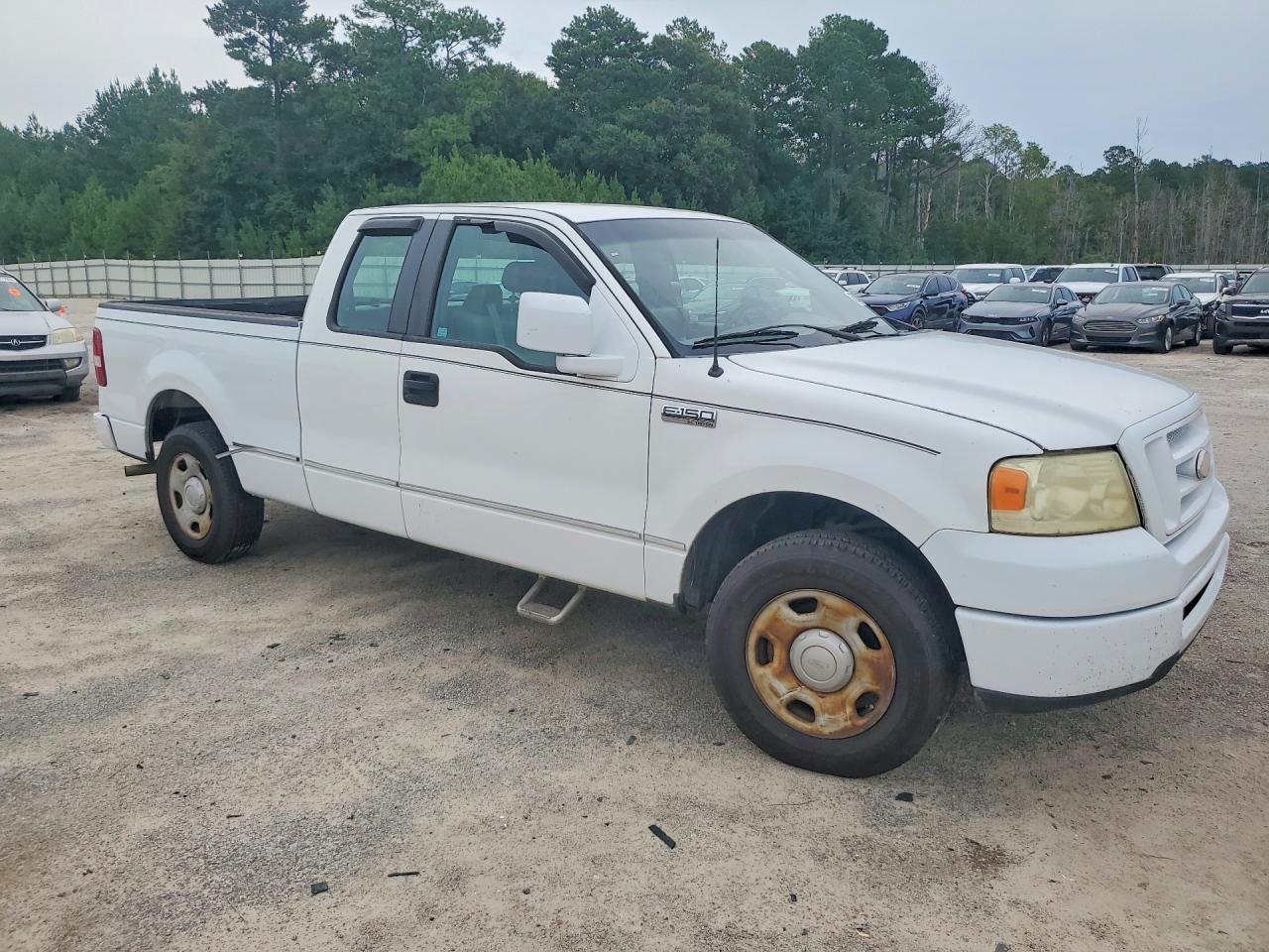 2007 Ford F150 White vin: 1FTRX12W17NA52843