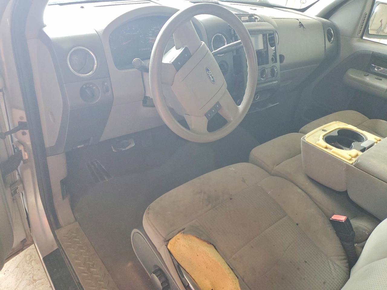 2008 Ford F150 Silver vin: 1FTRX12W18FA45435
