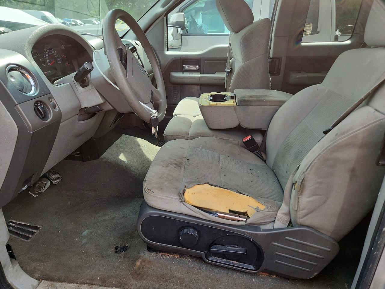 2008 Ford F150 Silver vin: 1FTRX12W18FA45435