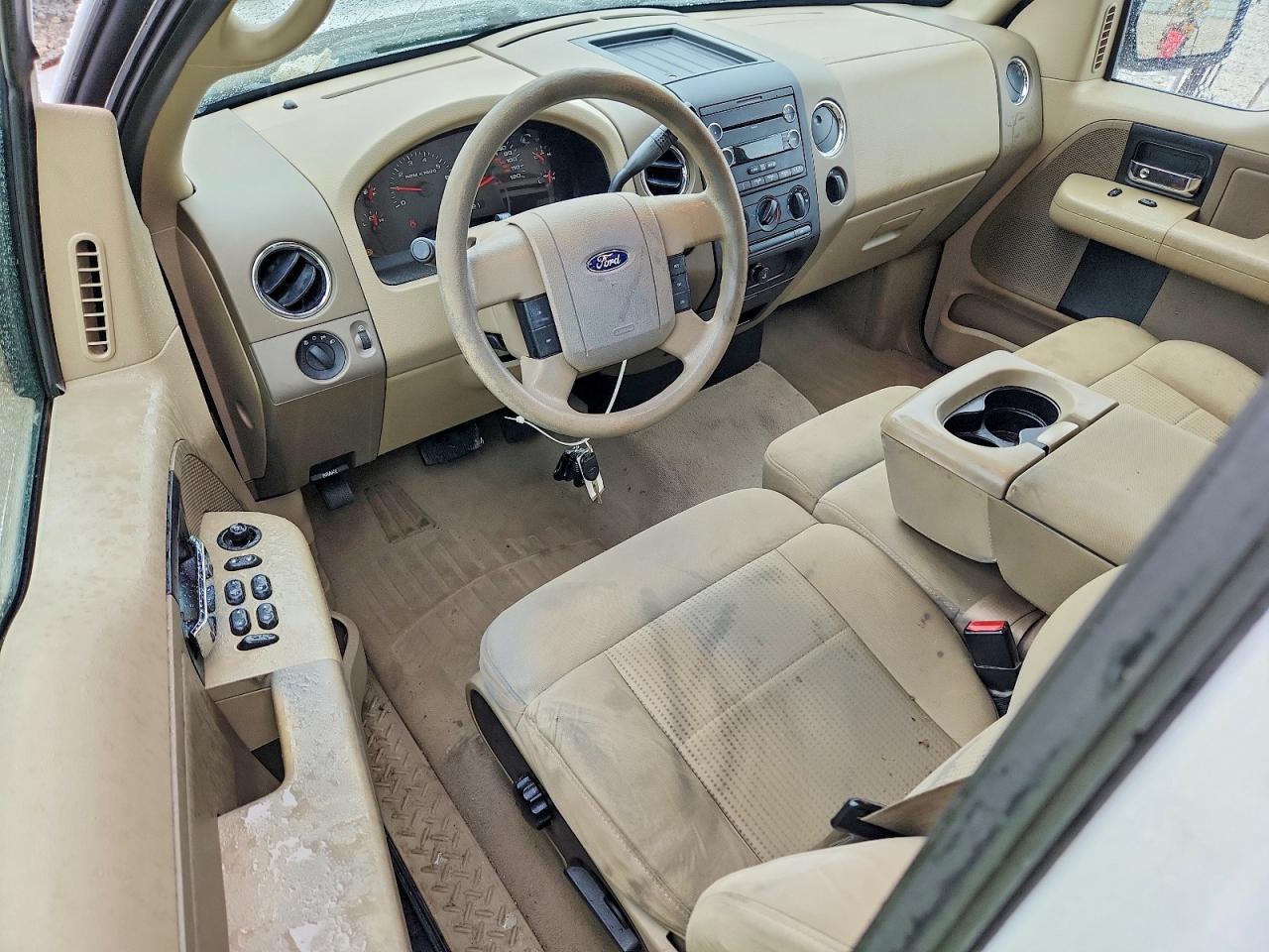 2008 Ford F150 White vin: 1FTRX12W18FC07841