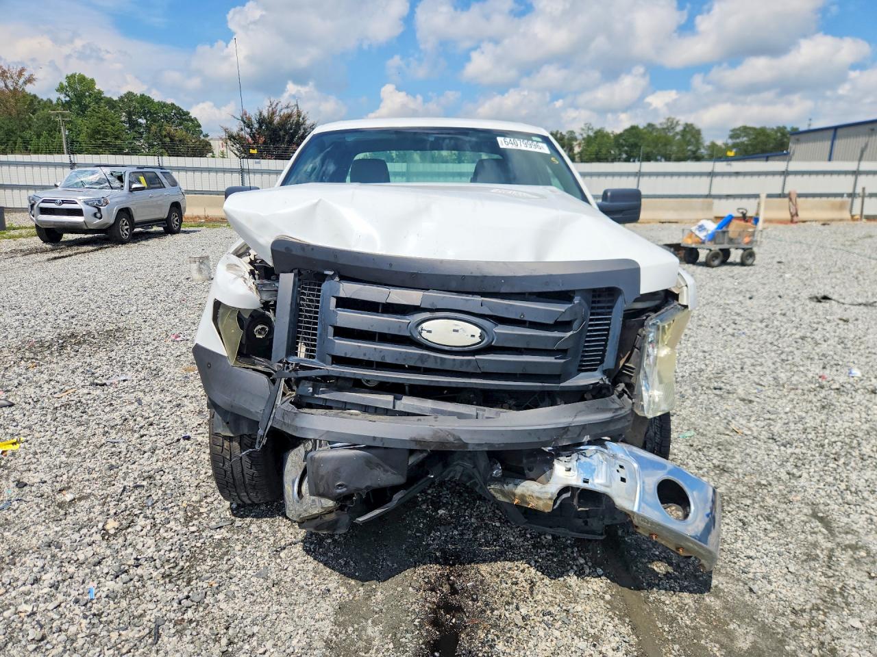 2009 Ford F150 Super Cab White vin: 1FTRX12W19FA09729