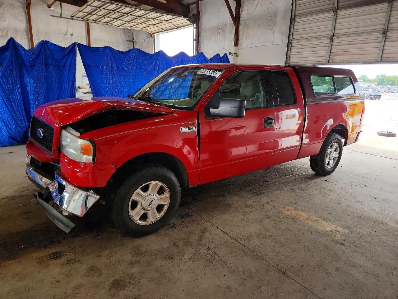 2004 Ford F150 Xlt Red vin: 1FTRX12W24FA14818