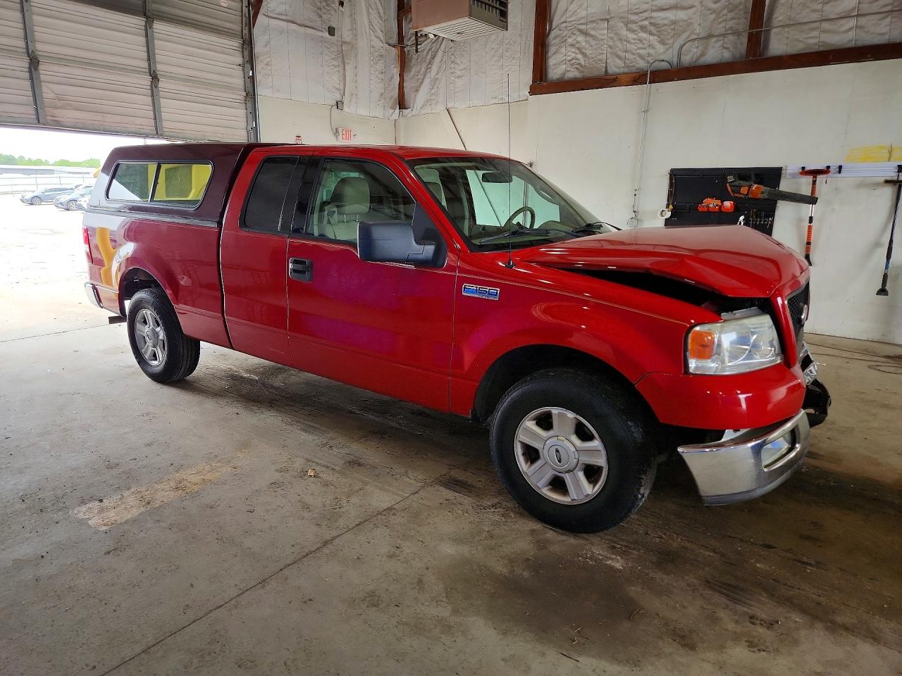 2004 Ford F150 Xlt Red vin: 1FTRX12W24FA14818