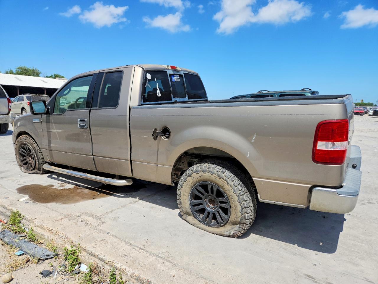 2004 Ford F150 Коричневый vin: 1FTRX12W24NA14095