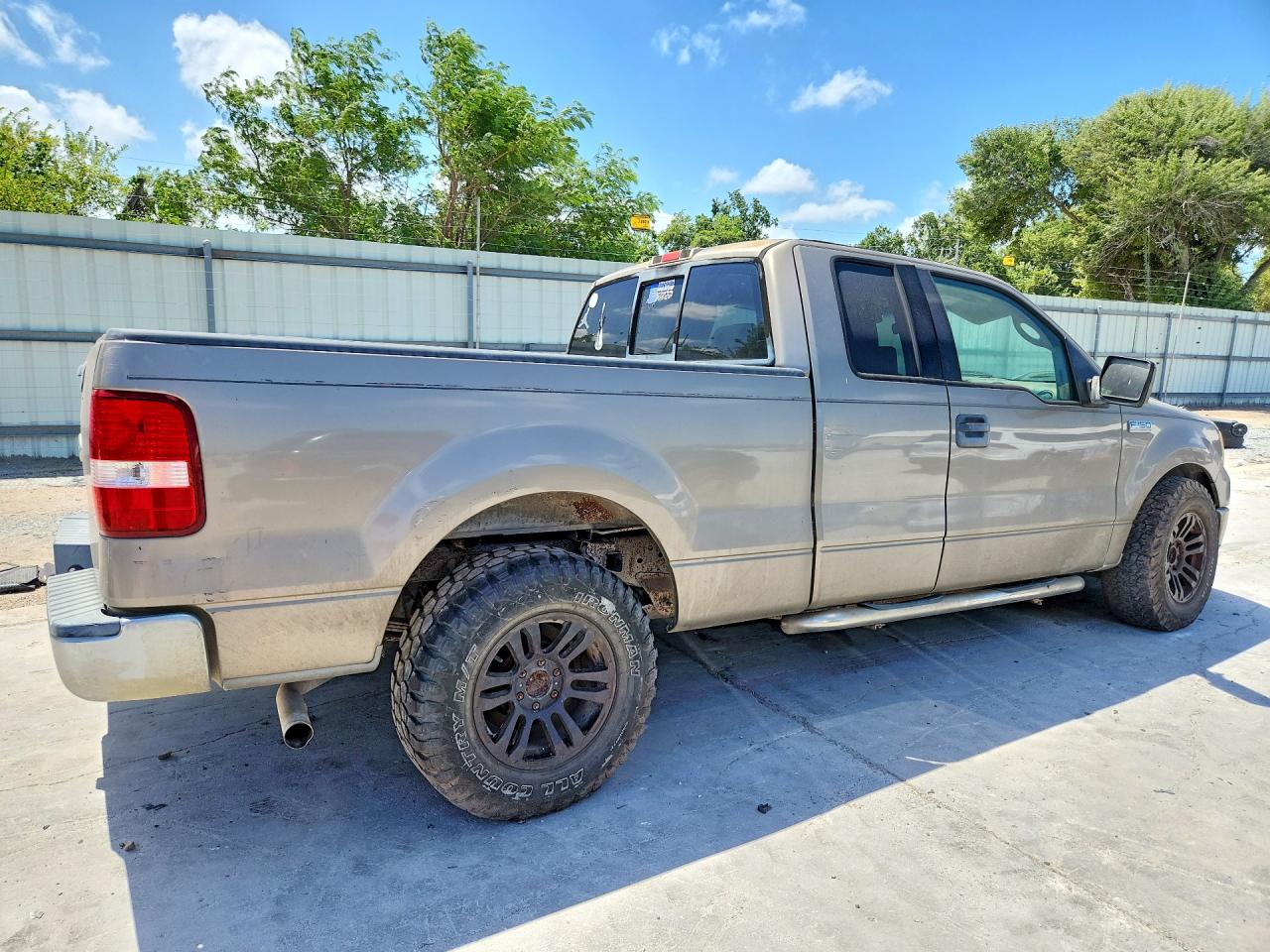 2004 Ford F150 Коричневый vin: 1FTRX12W24NA14095