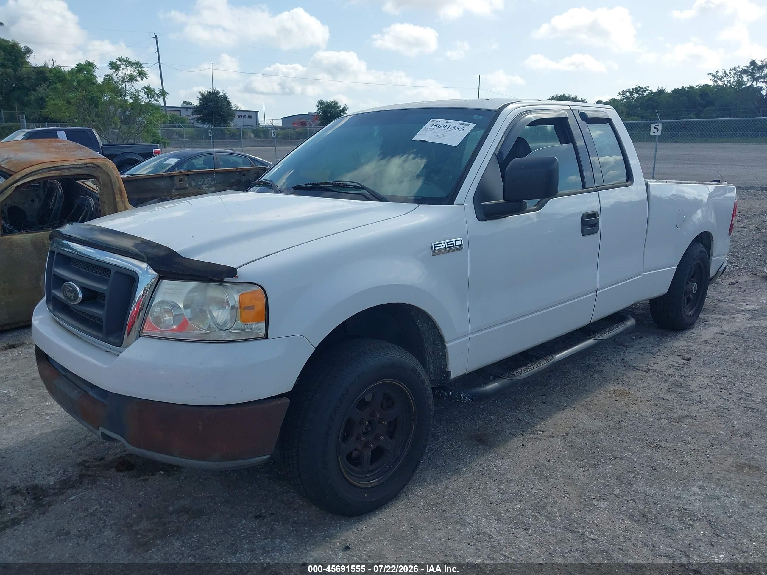 2004 Ford F-150 Stx/xl/xlt Белый vin: 1FTRX12W24NB71996