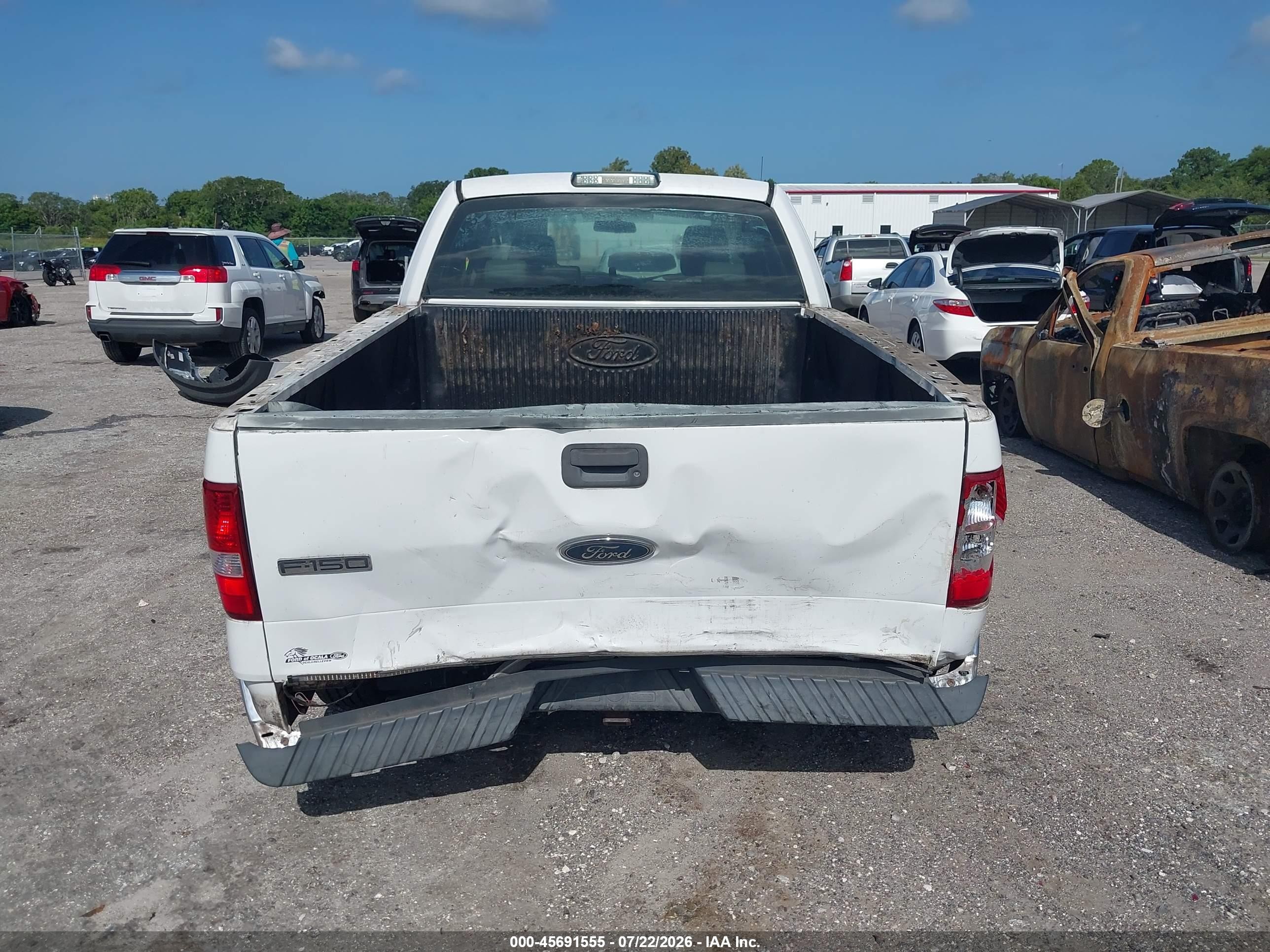 2004 Ford F-150 Stx/xl/xlt Белый vin: 1FTRX12W24NB71996