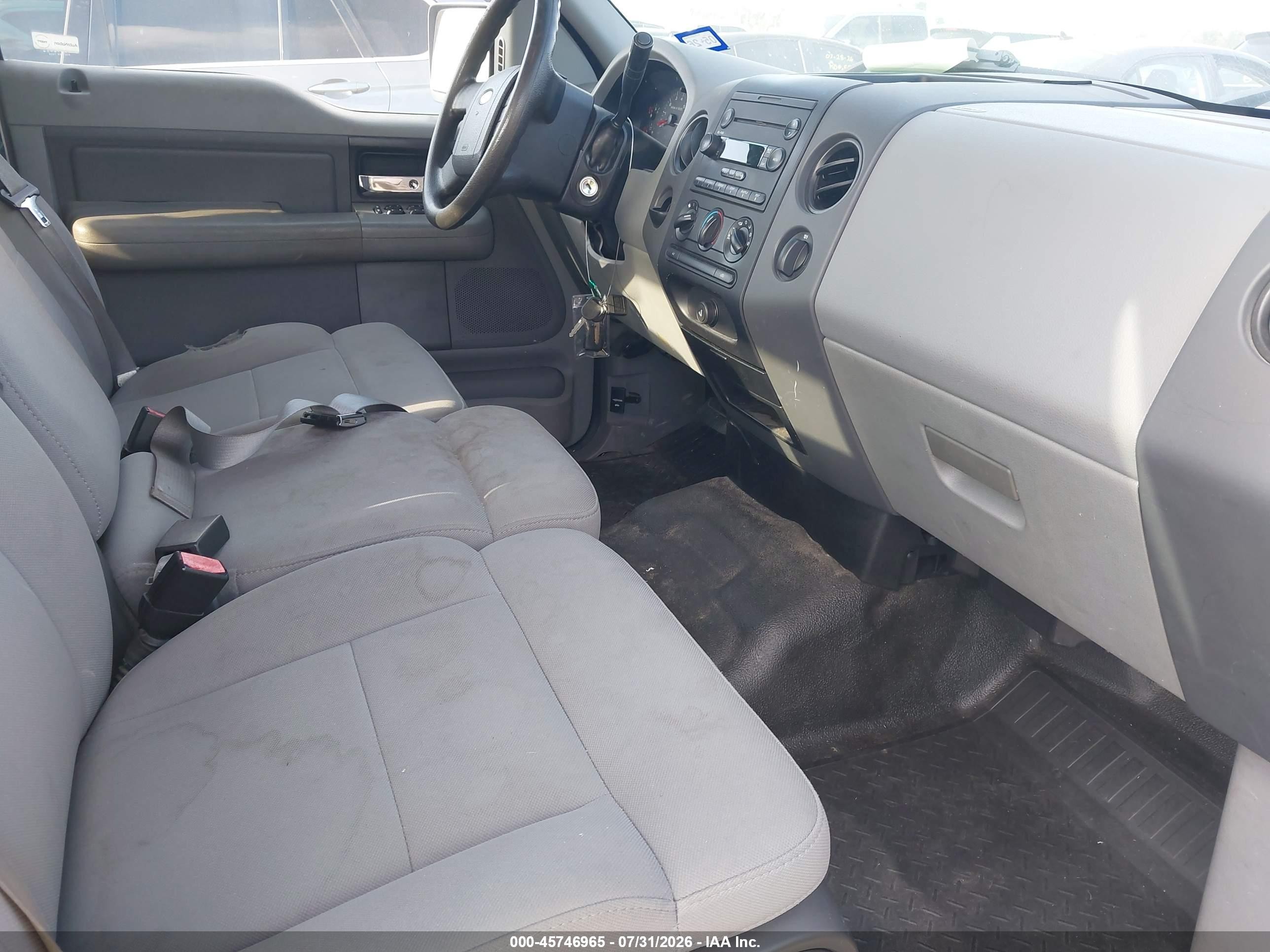 2005 Ford F-150 Stx/xl/xlt White vin: 1FTRX12W25FB37214