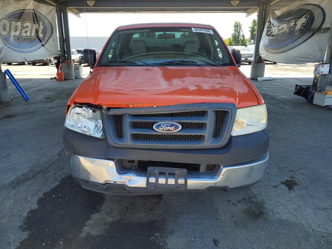 2005 Ford F150 Orange vin: 1FTRX12W25KB82841