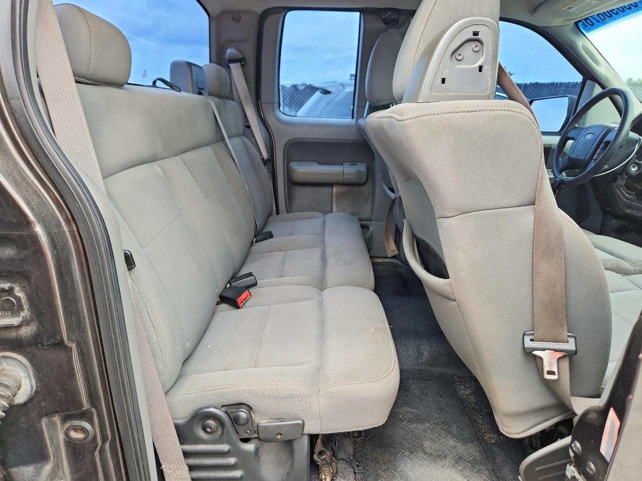 2006 Ford F150 Black vin: 1FTRX12W26NA84537