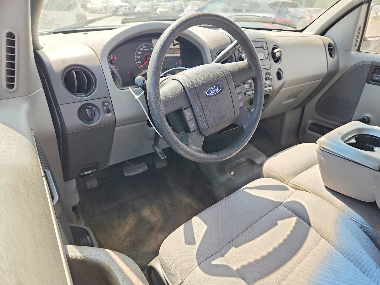 2006 Ford F150 Silver vin: 1FTRX12W26NB56594