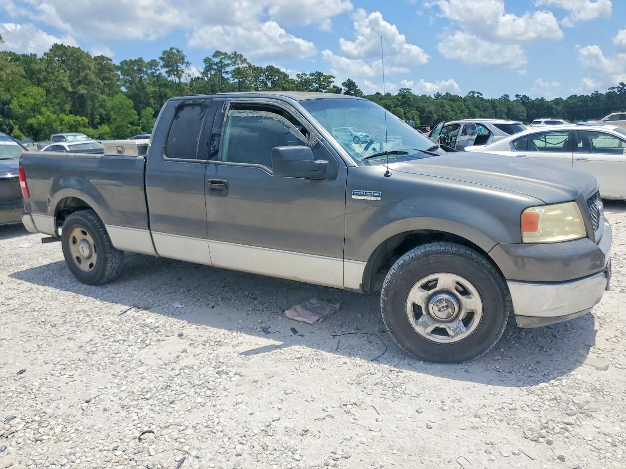 2004 Ford F-150 Gray vin: 1FTRX12W34NC31140