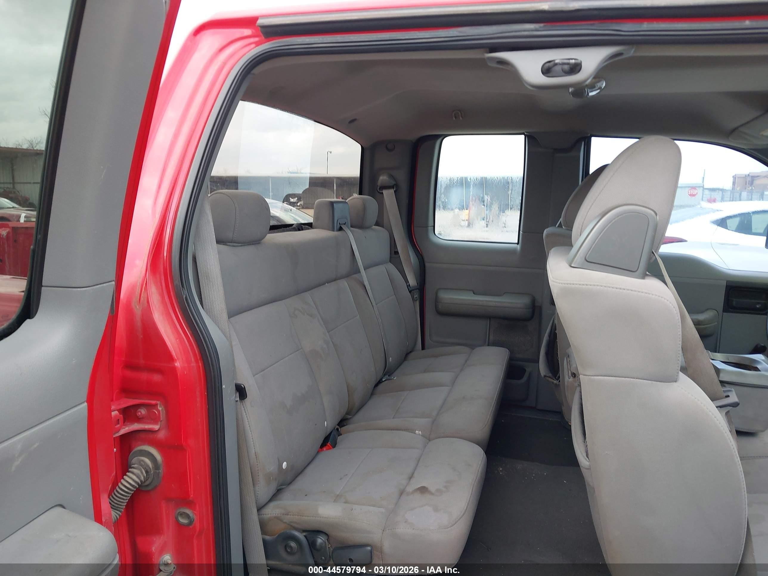 2005 Ford F-150 Stx/xl/xlt Red vin: 1FTRX12W35FA95331