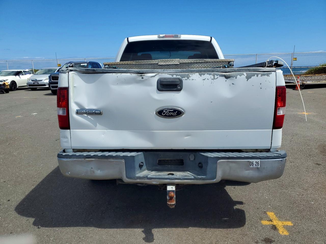 2005 Ford F150 White vin: 1FTRX12W35NA01034