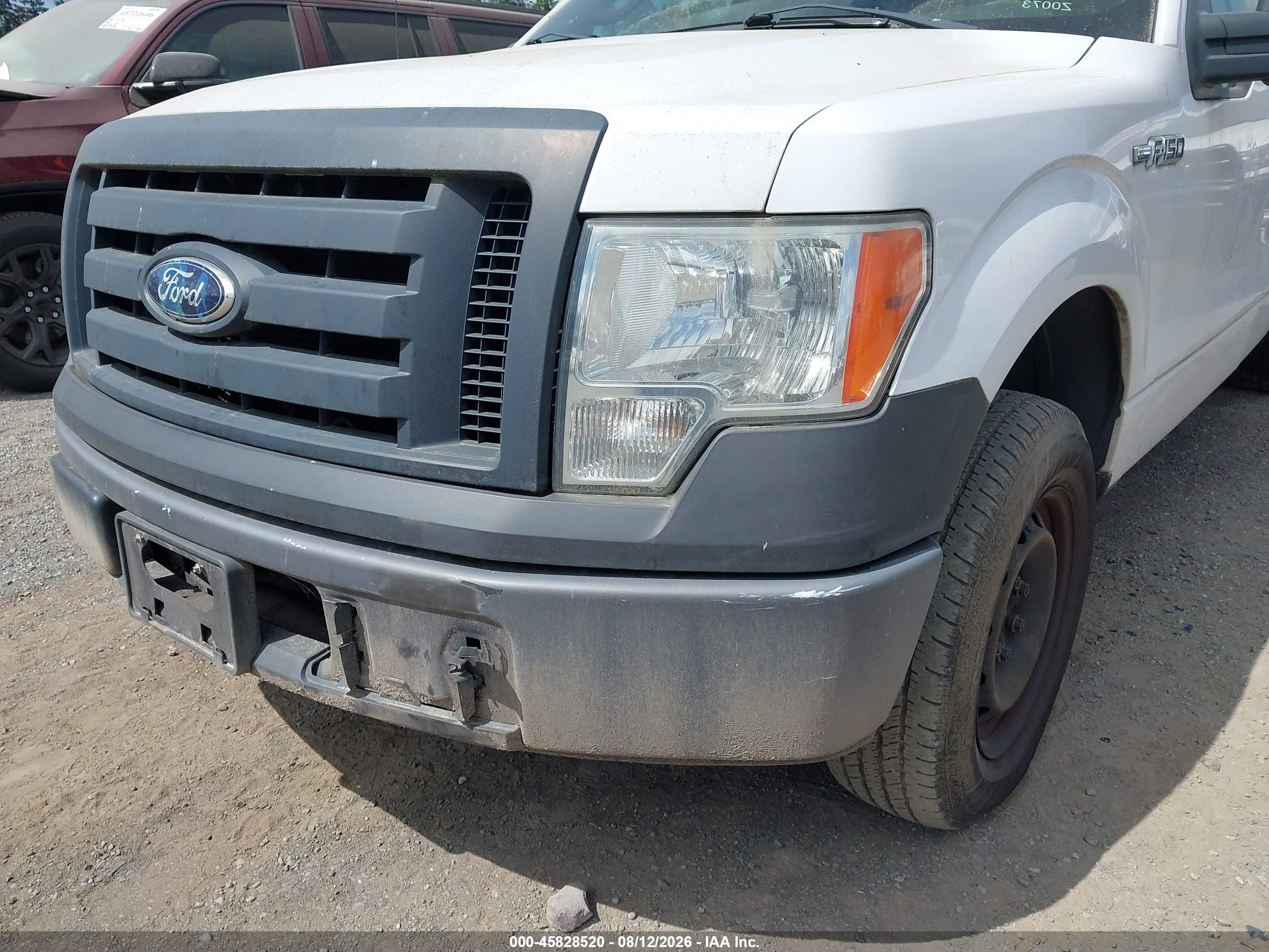 2009 Ford F-150 Stx/xl White vin: 1FTRX12W39FA49133