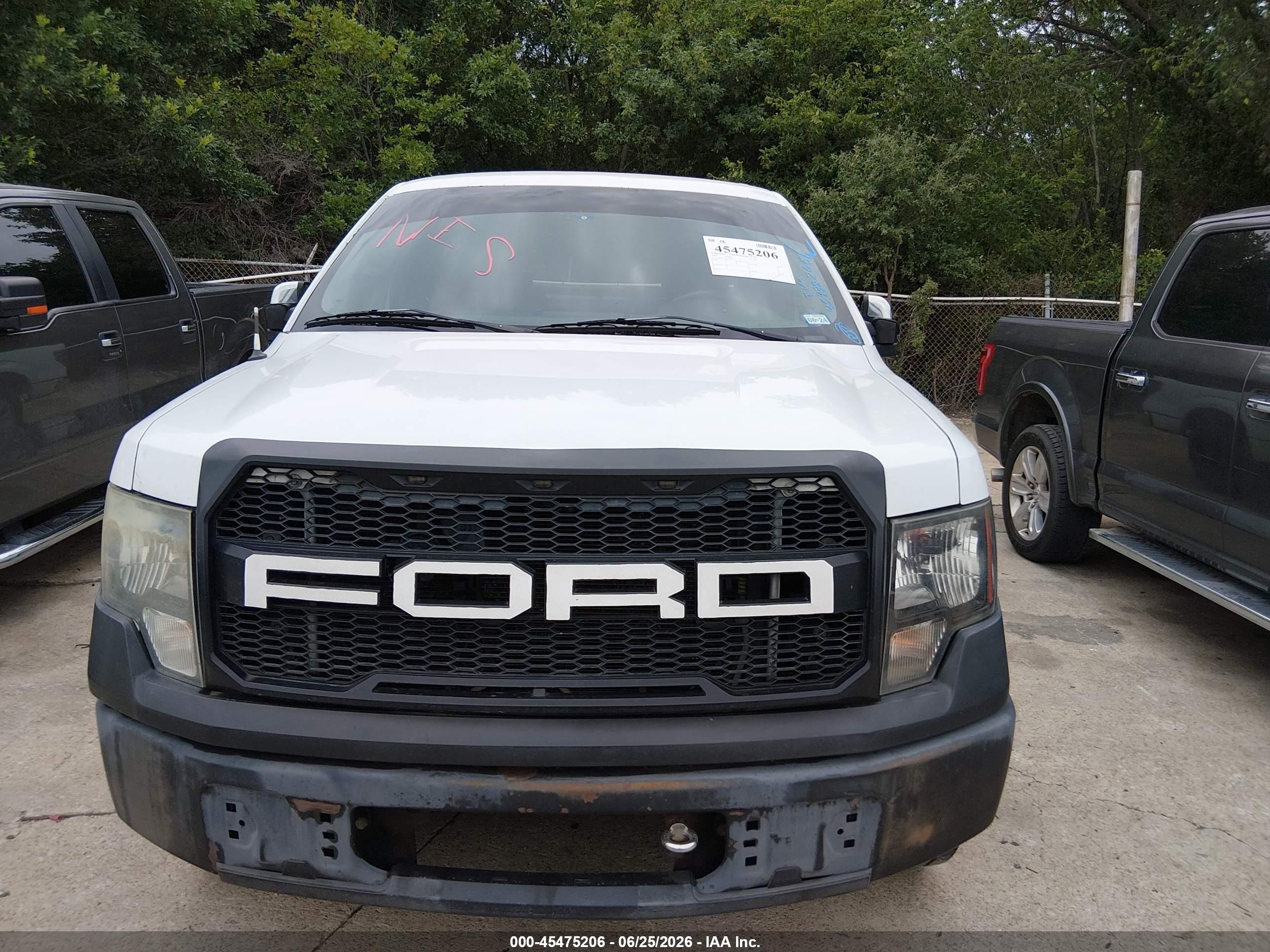 2009 Ford F-150 Stx/xl White vin: 1FTRX12W39FB06348