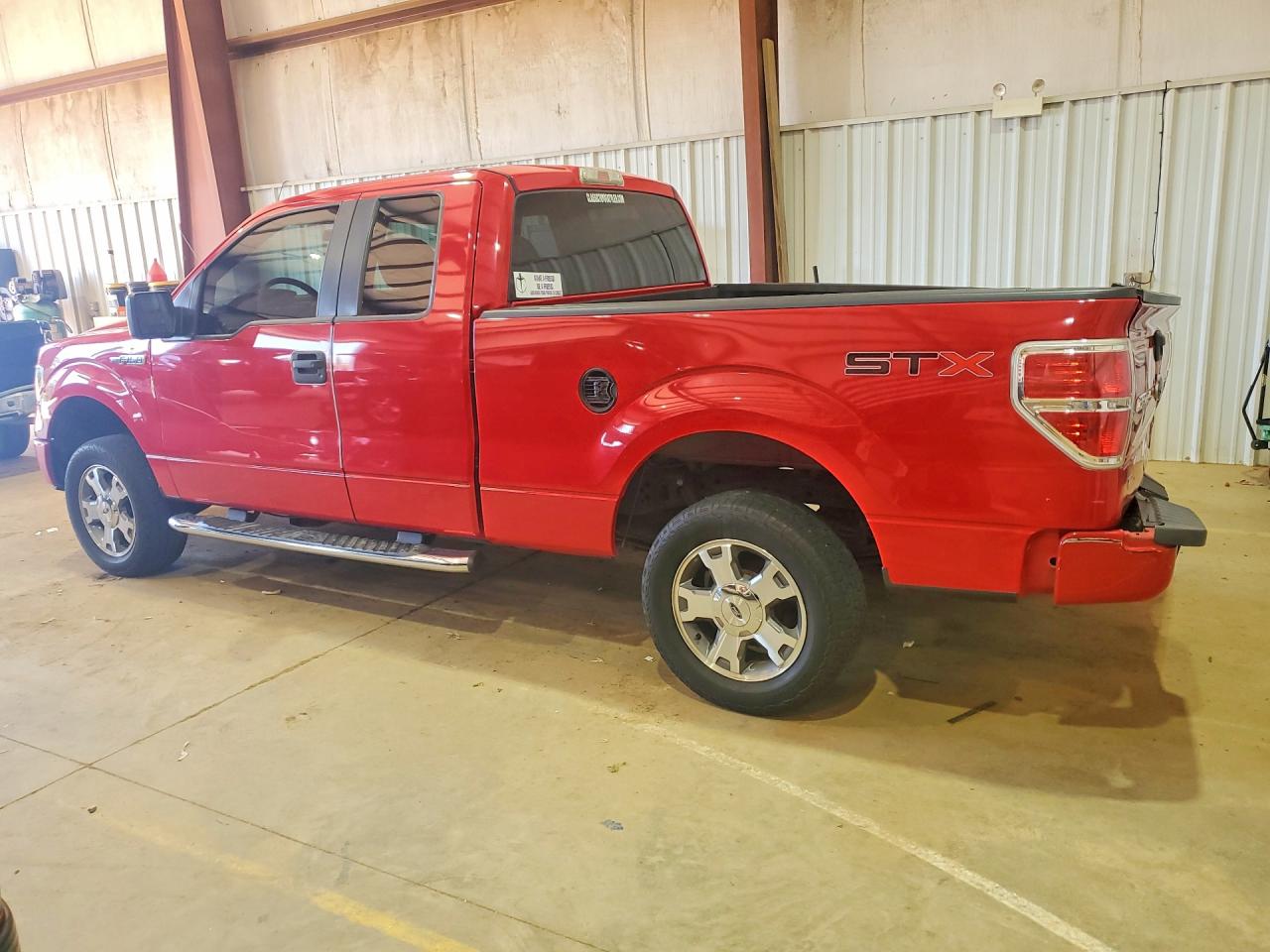 2009 Ford F150 Super Cab Red vin: 1FTRX12W39FB06897