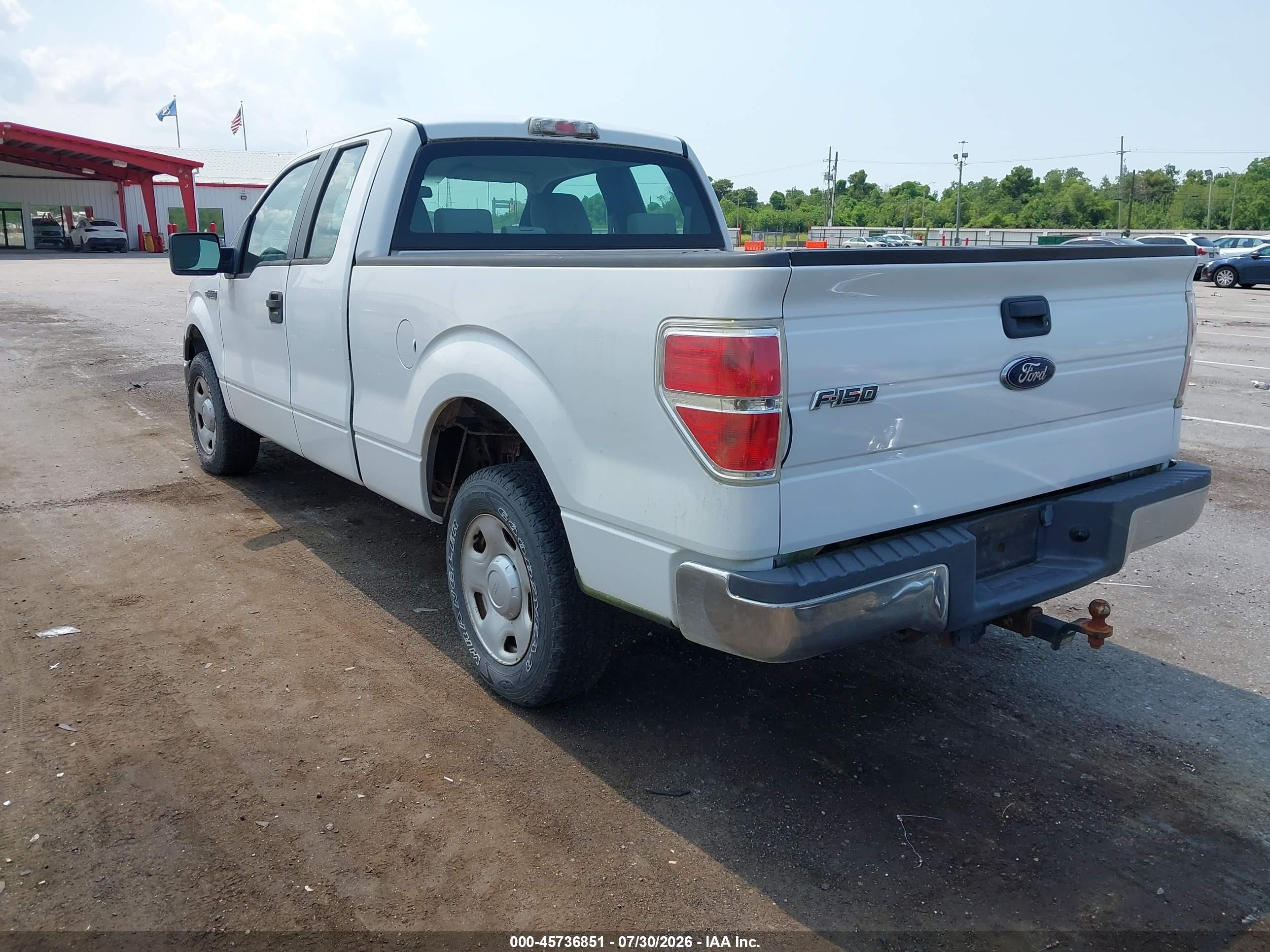 2009 Ford F-150 Stx/xl White vin: 1FTRX12W39KB24842