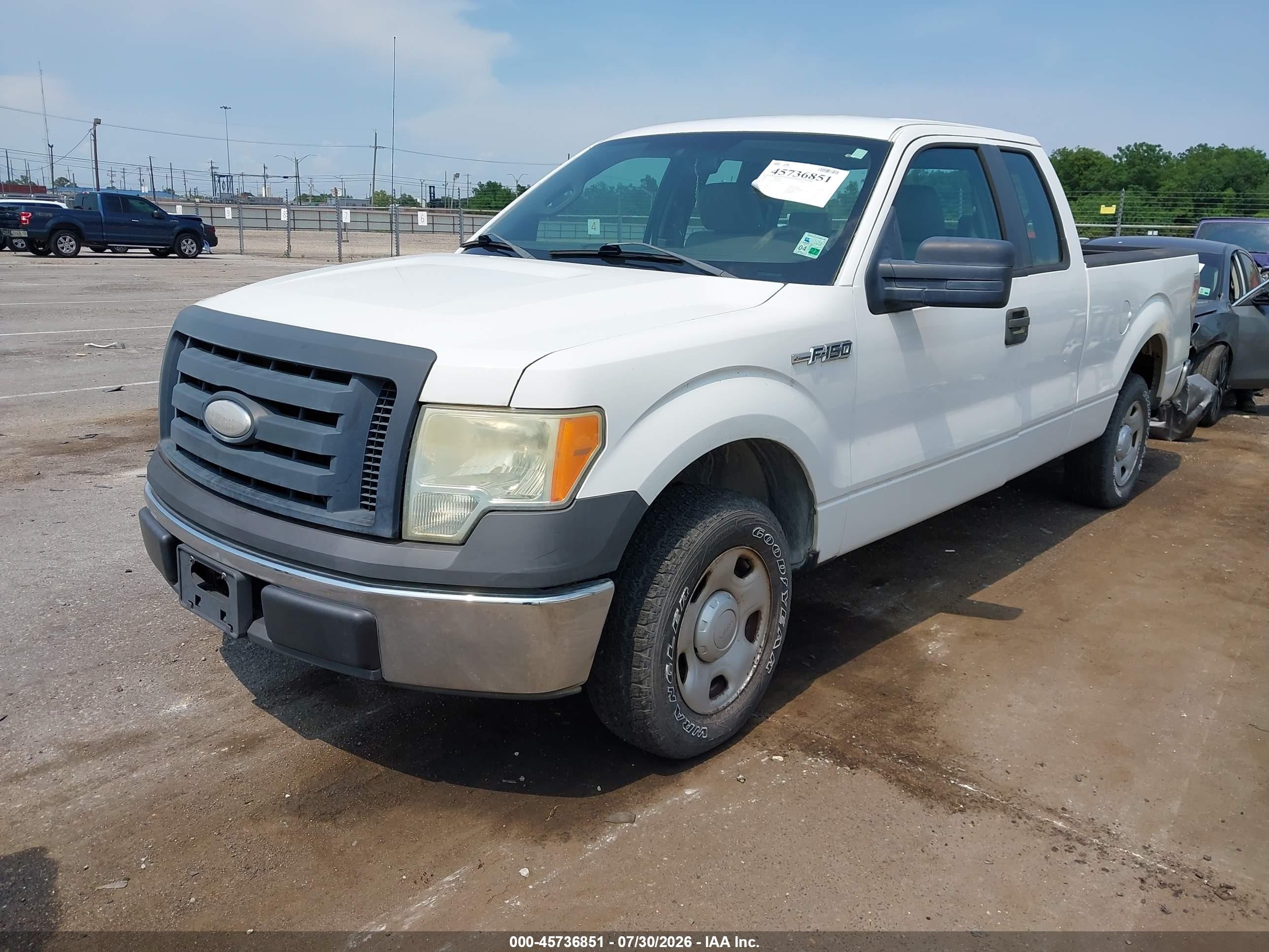 2009 Ford F-150 Stx/xl White vin: 1FTRX12W39KB24842