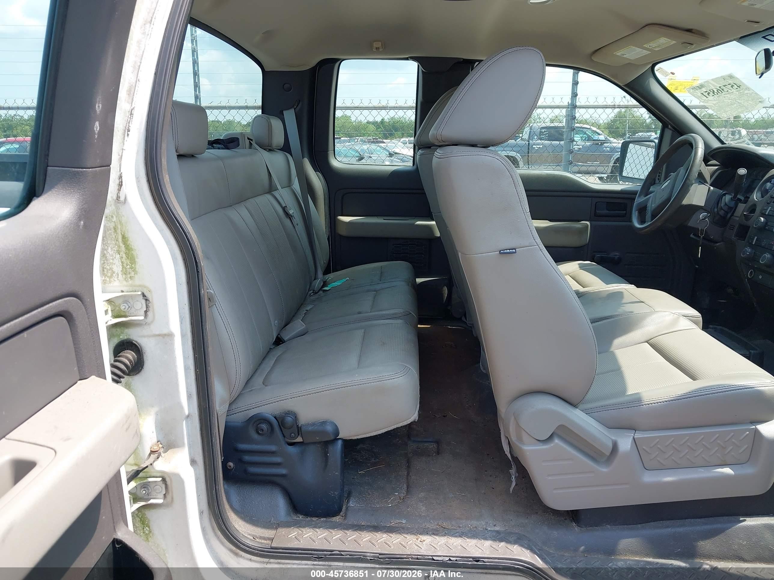 2009 Ford F-150 Stx/xl White vin: 1FTRX12W39KB24842