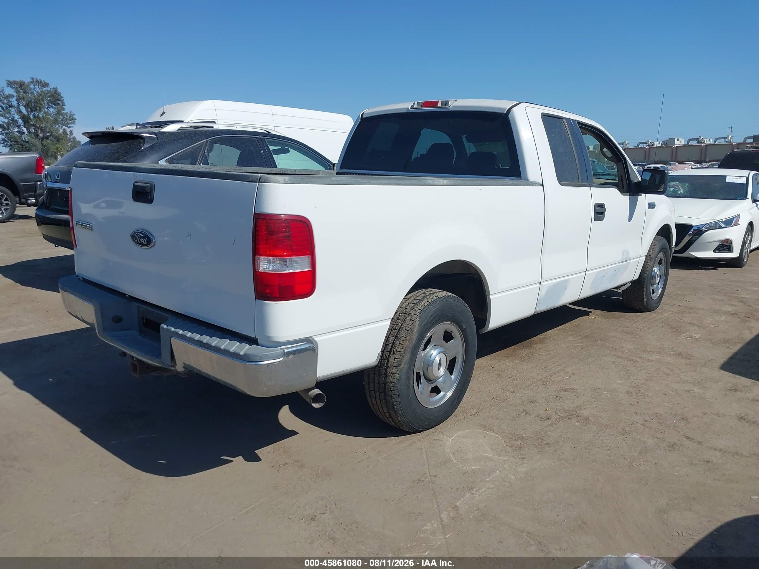 2004 Ford F-150 Stx/xl/xlt White vin: 1FTRX12W44NB38045