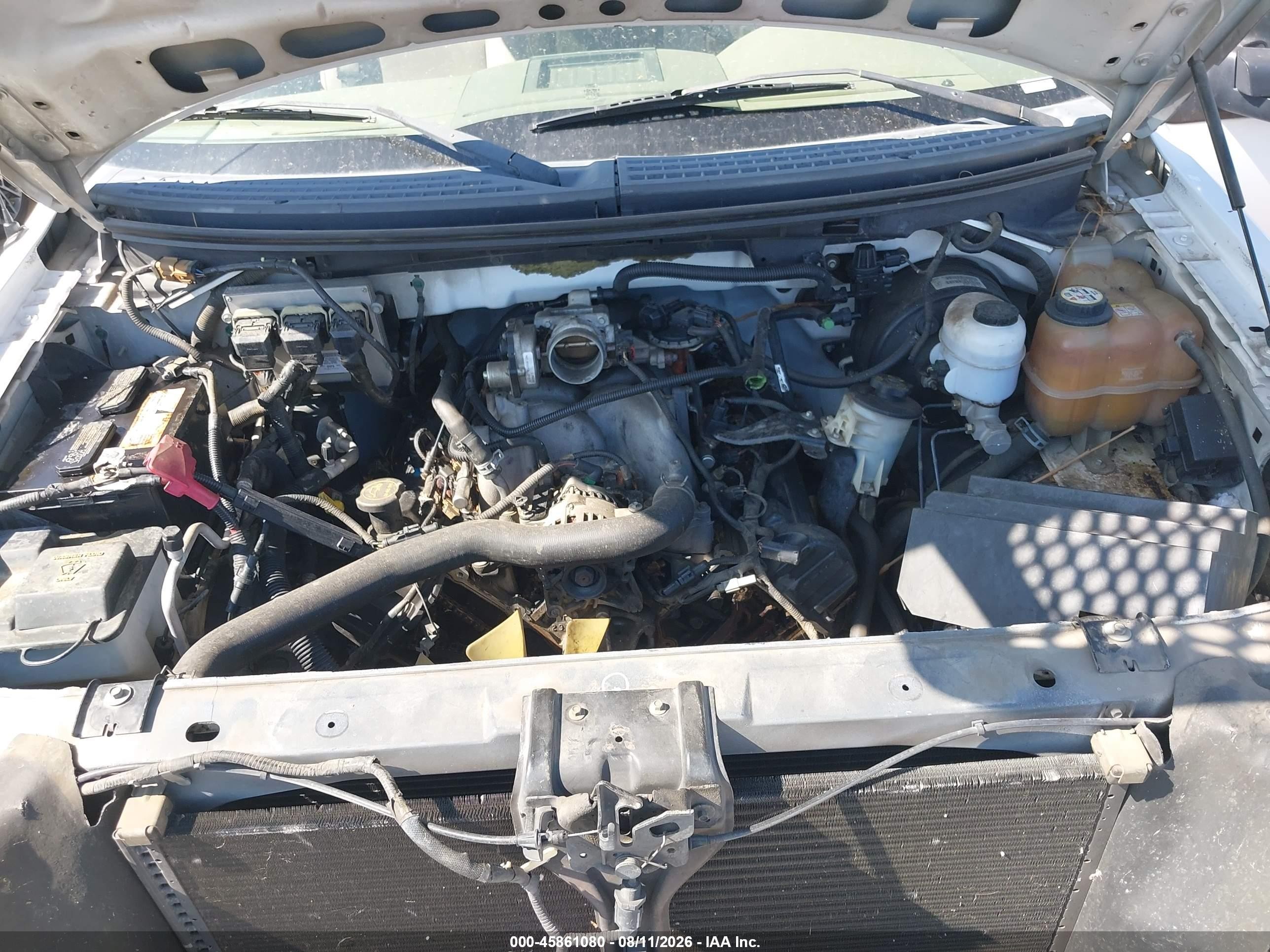 2004 Ford F-150 Stx/xl/xlt White vin: 1FTRX12W44NB38045