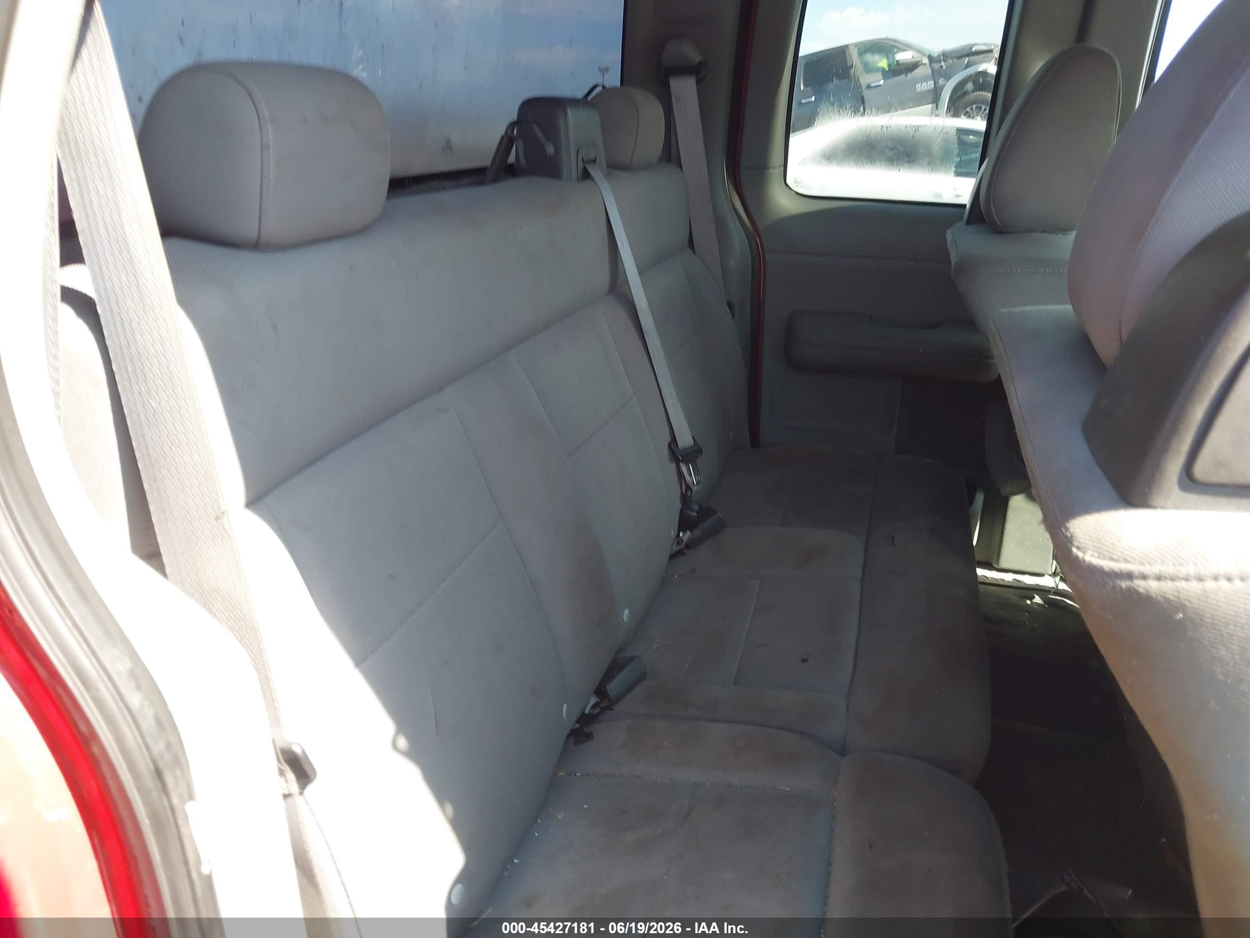 2004 Ford F-150 Stx/xl/xlt Red vin: 1FTRX12W44NB84281