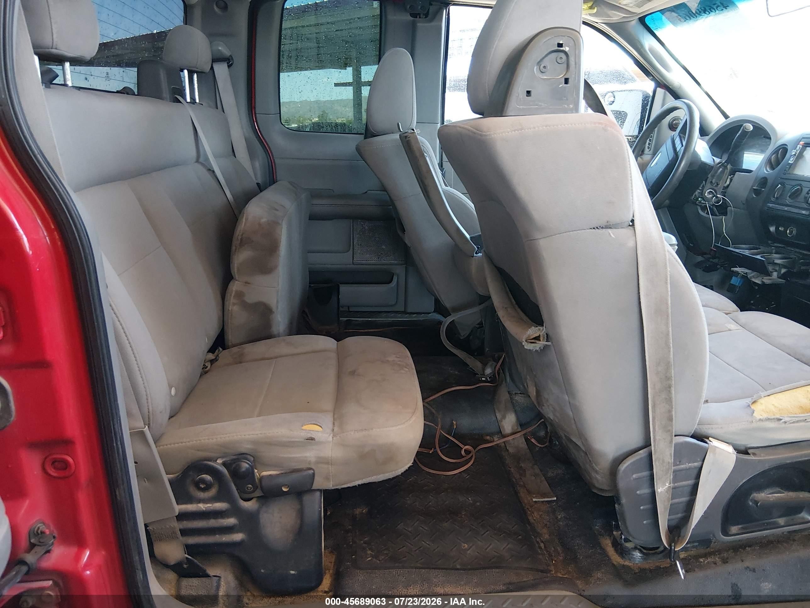 2005 Ford F-150 Stx/xl/xlt Красный vin: 1FTRX12W45KB71663