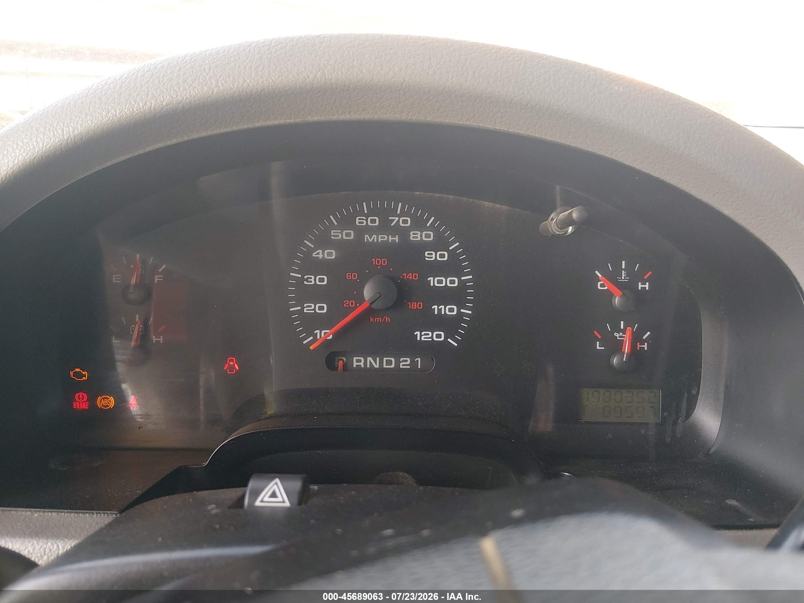2005 Ford F-150 Stx/xl/xlt Красный vin: 1FTRX12W45KB71663