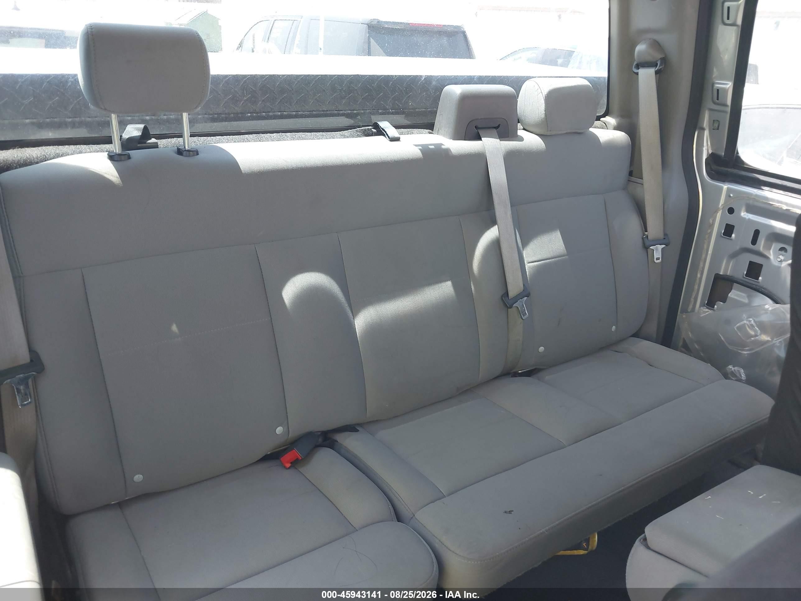 2007 Ford F-150 Stx/xl/xlt Серебряный vin: 1FTRX12W47FB68337
